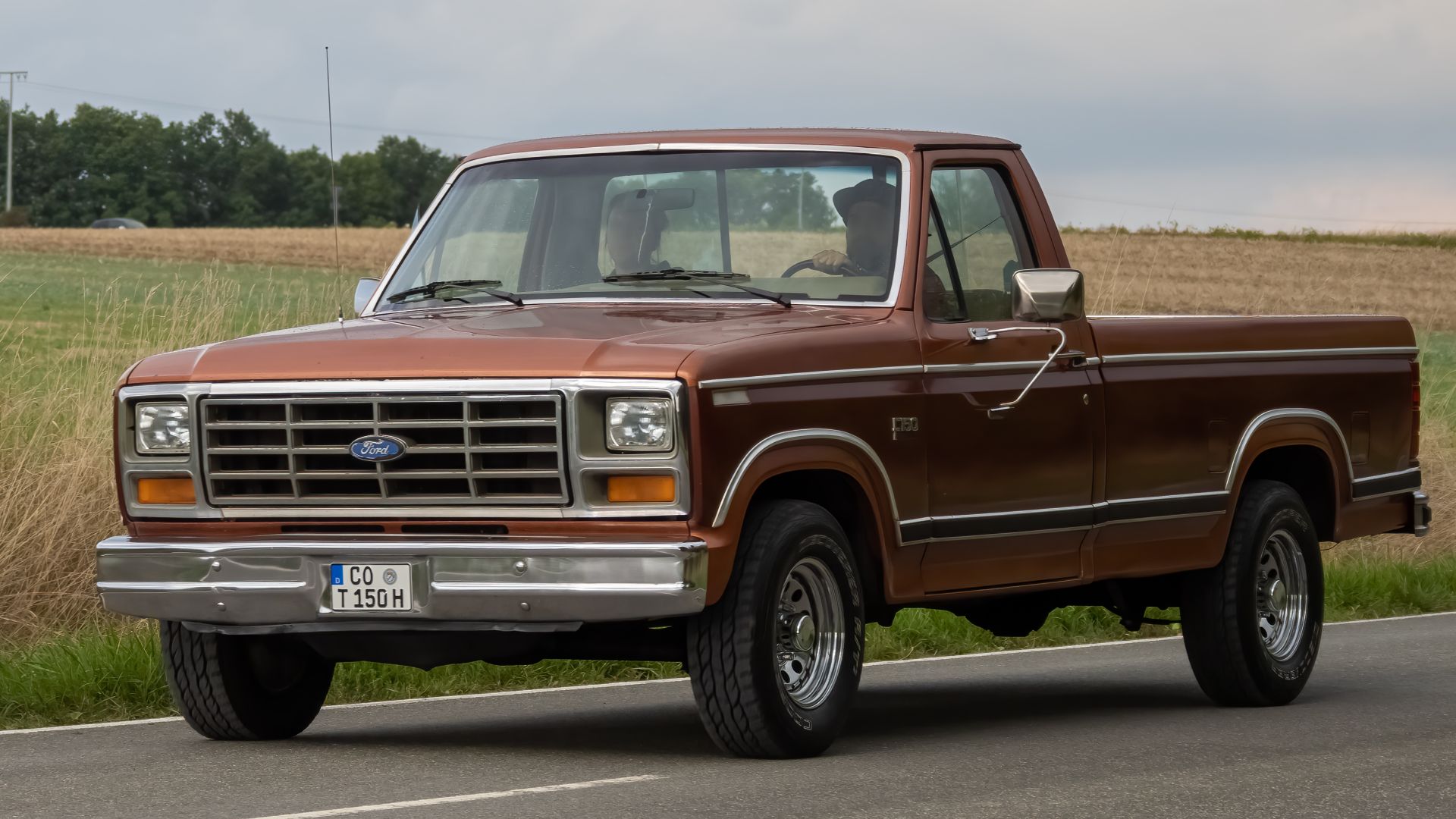 1986 Ford F-150 on the way to the 6th US Car Meeting in Leimershof