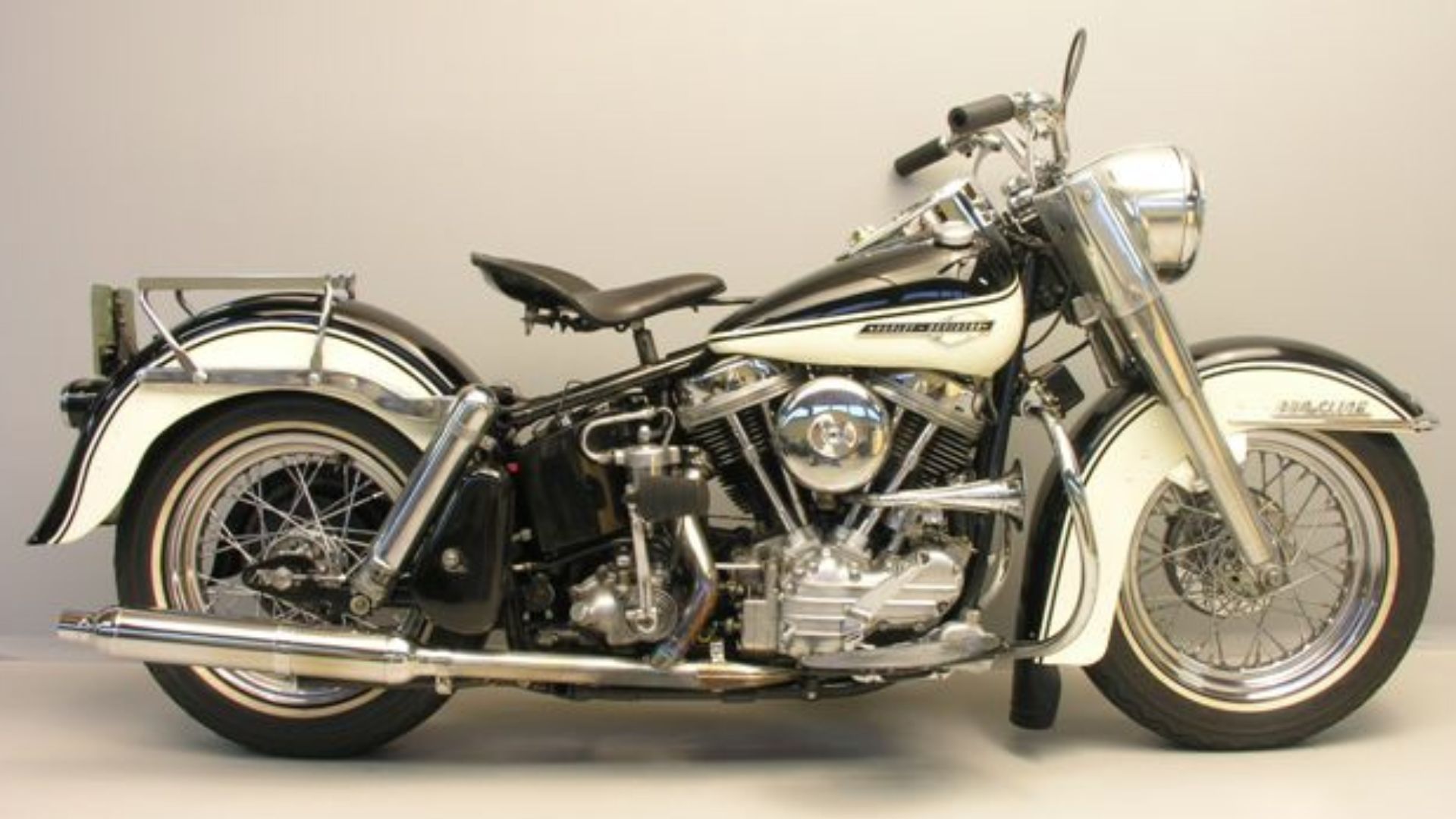 1961 FLH Duo-Glide.