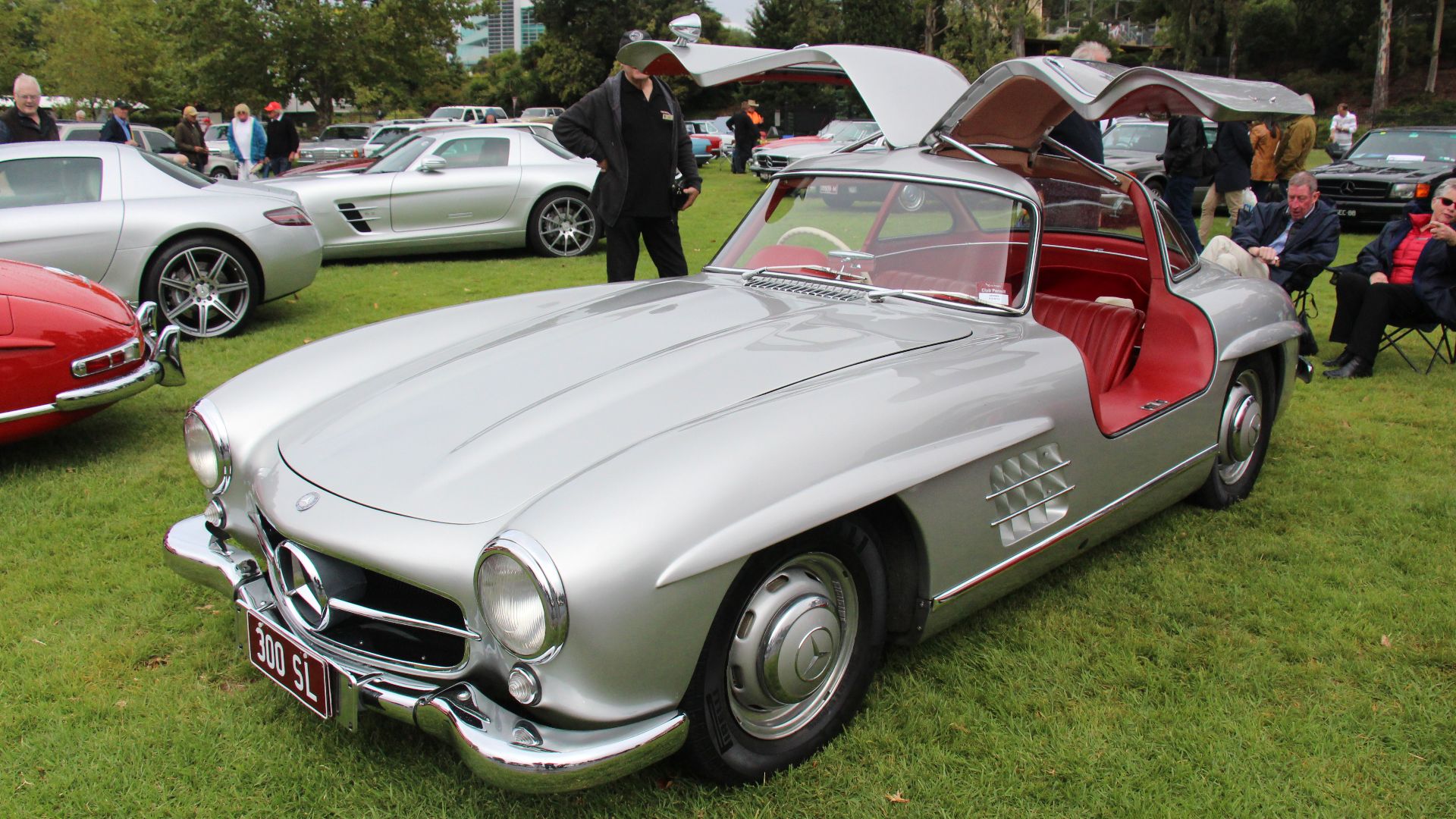 The Mercedes-Benz 300SL was the first car in the SL-Class and it was the fastest production car of its day. Also available at the time was the cheaper 190SL. They shared basic styling, engineering, detailing, and fully independent suspension. While both c