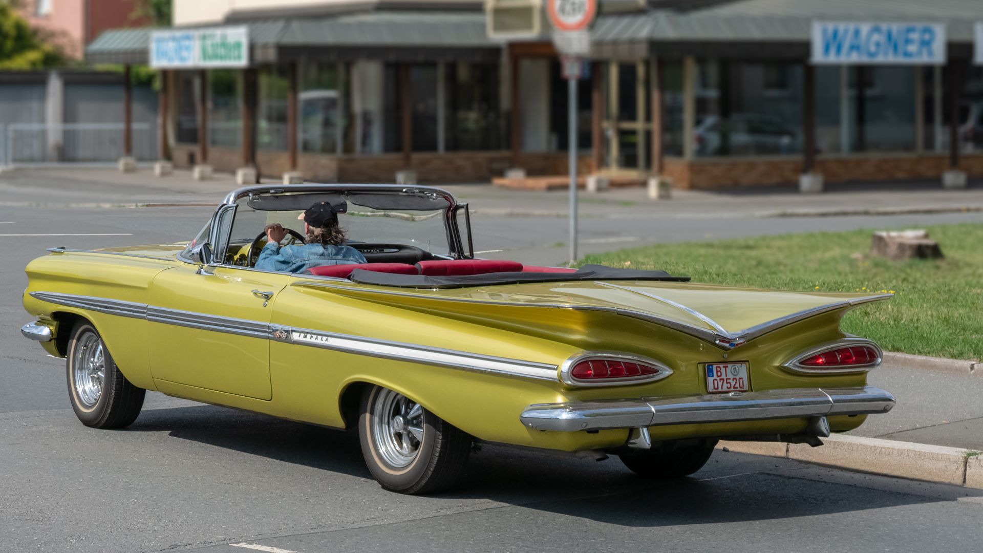 Chevrolet Impala Convertible built 1959 at the Oldtimer Meeting in Kulmbach 2018