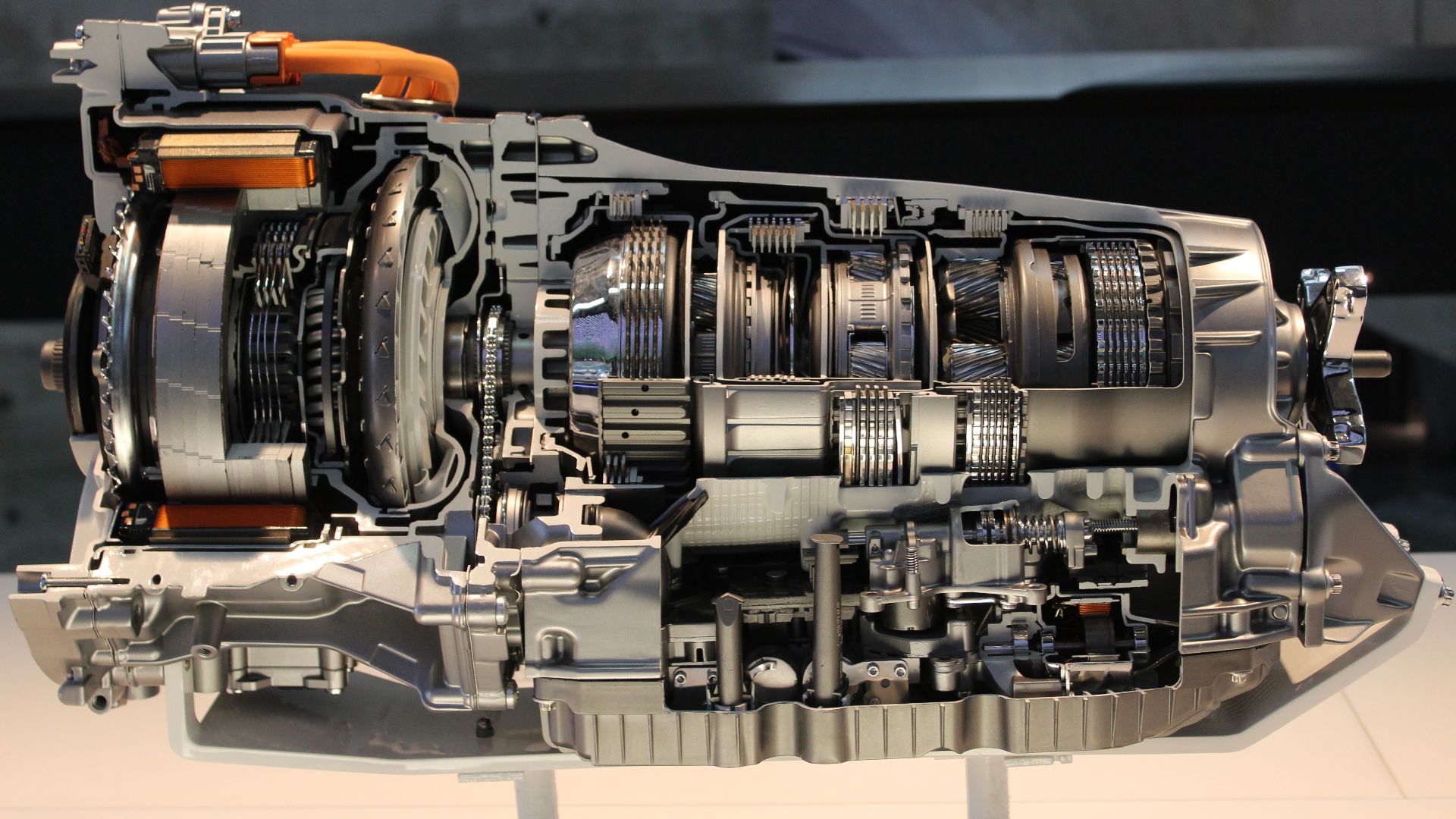 Detailed view of a car transmission cutaway, showcasing internal mechanisms.