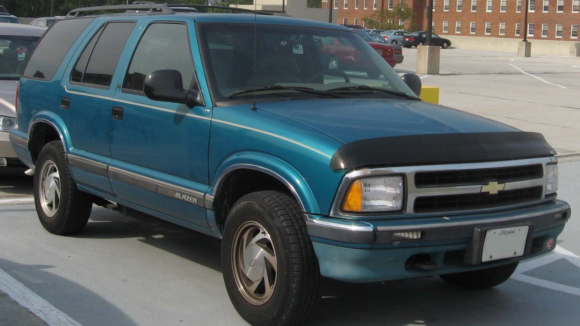 1995-1997 Chevrolet S-10 Blazer photographed in College Park, Maryland, USA.