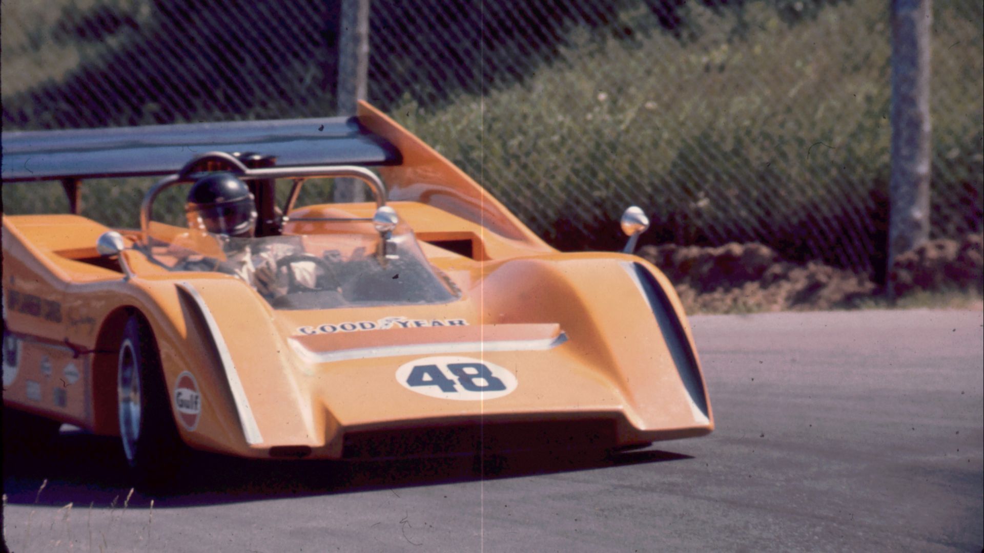 Dan Gurney heads towards victory at St. Jovite June 1970 in a McLaren M8D Chevrolet