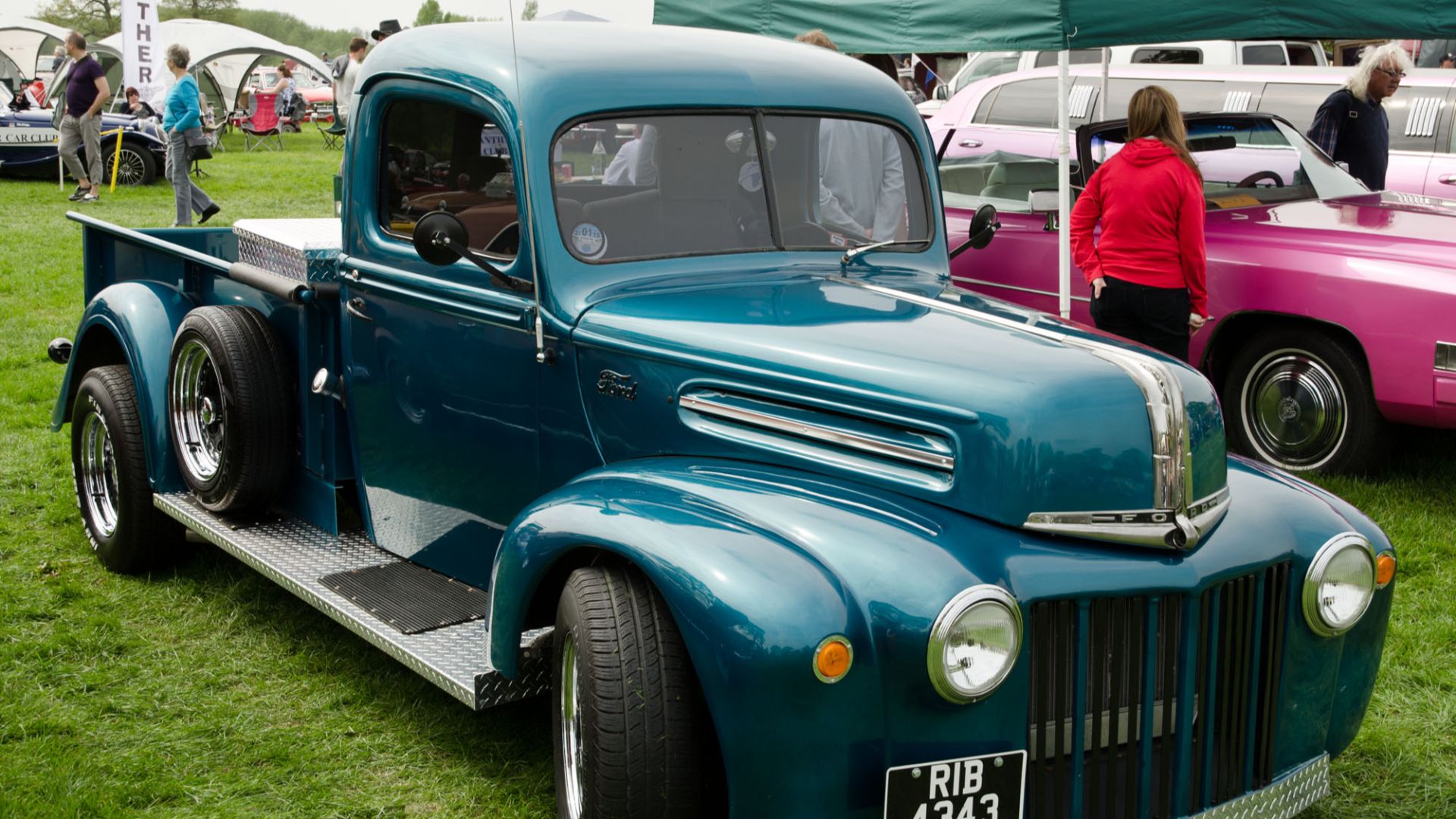 Catton Hall Classic Car Show 04/05/2014