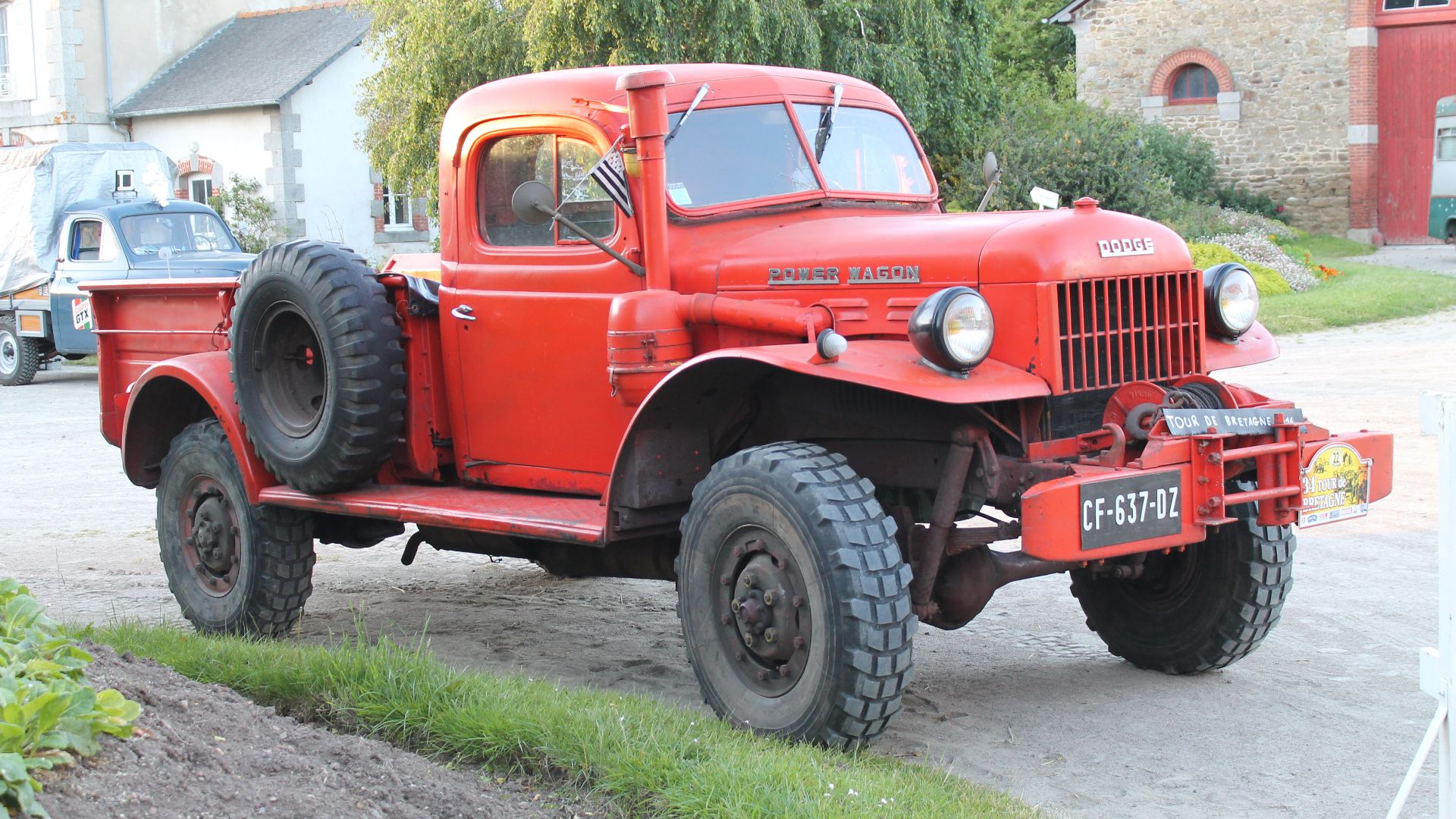 Dodge Power Wagon trucks (avant)