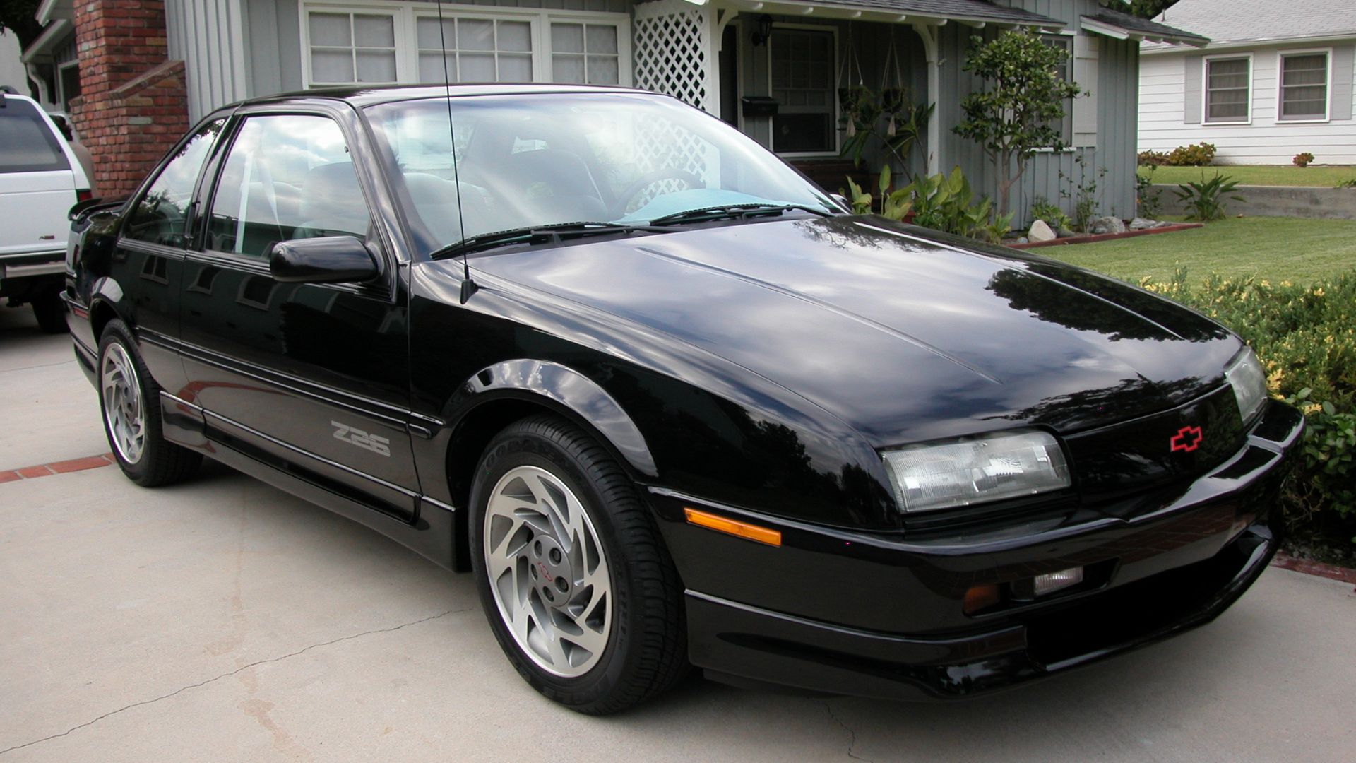 Front view of a 1996 Chevrolet Beretta Z26. Camera used was a Nikon Coolpix 5000.