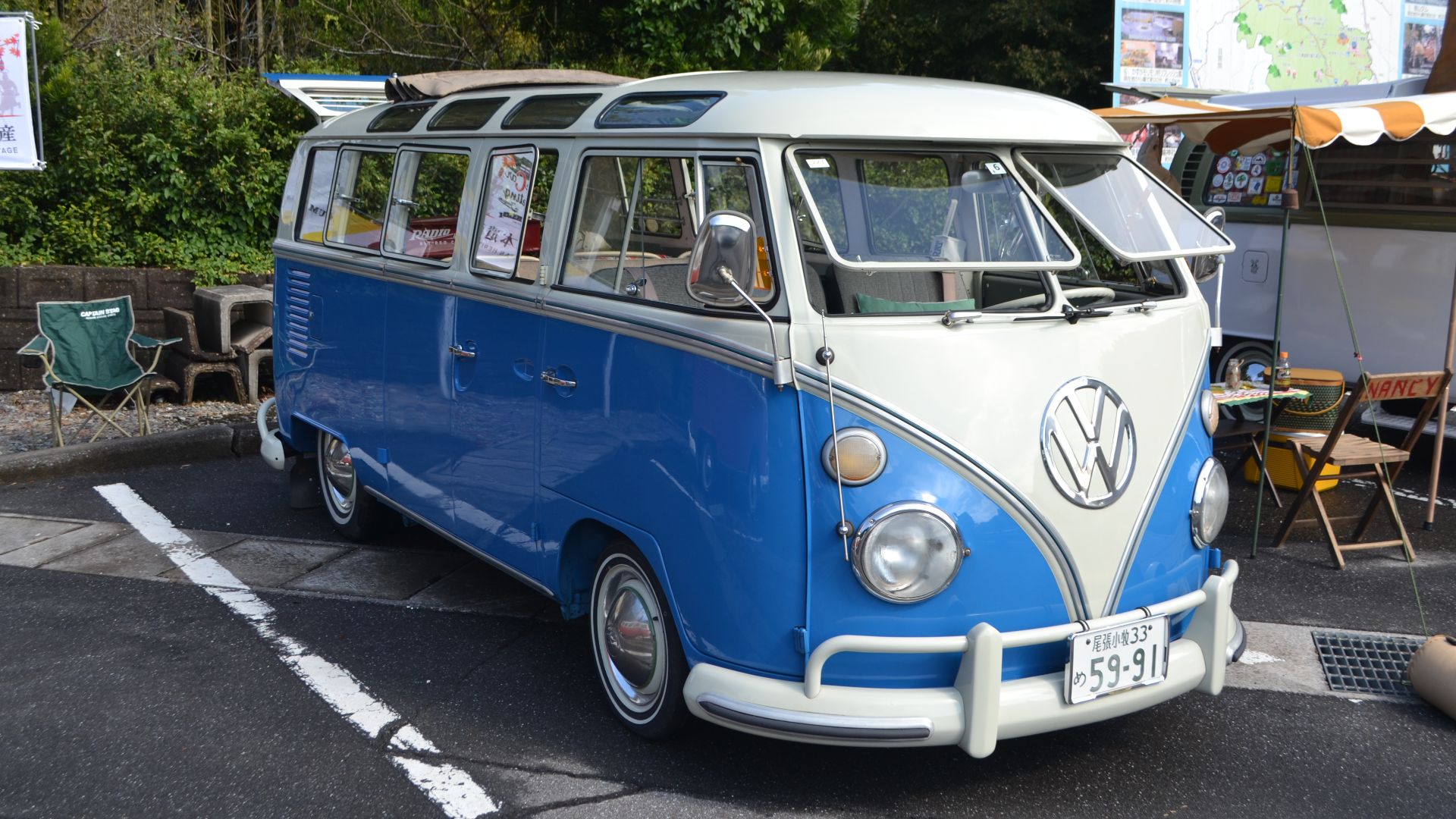 c/n unknown. Made in 1966. This is 4-door van, Sonderausführung(Samba) version. On display at Ibigawa Classic Car Meeting in TANIGUMI, Tanigumi Tokudzumi, Ibigawa, Ibi, Gifu. 15th October 2023