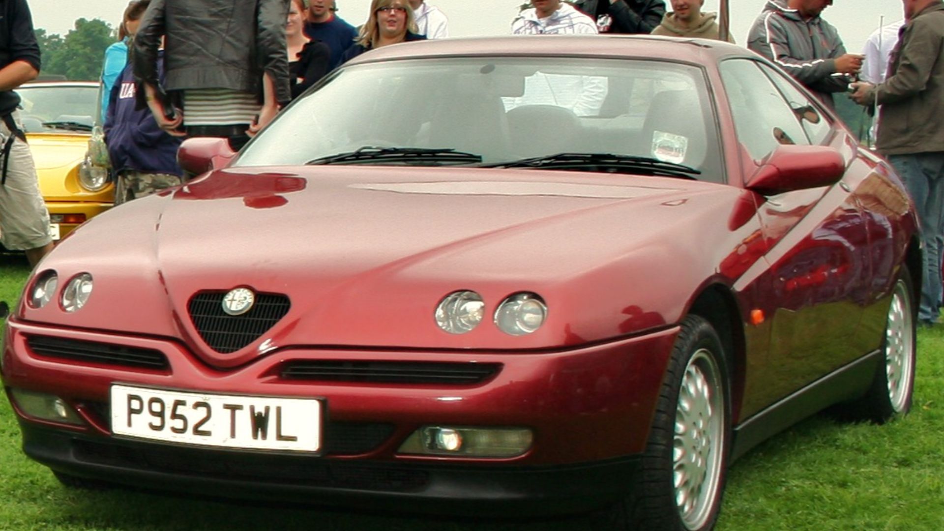a red Alfa GTV