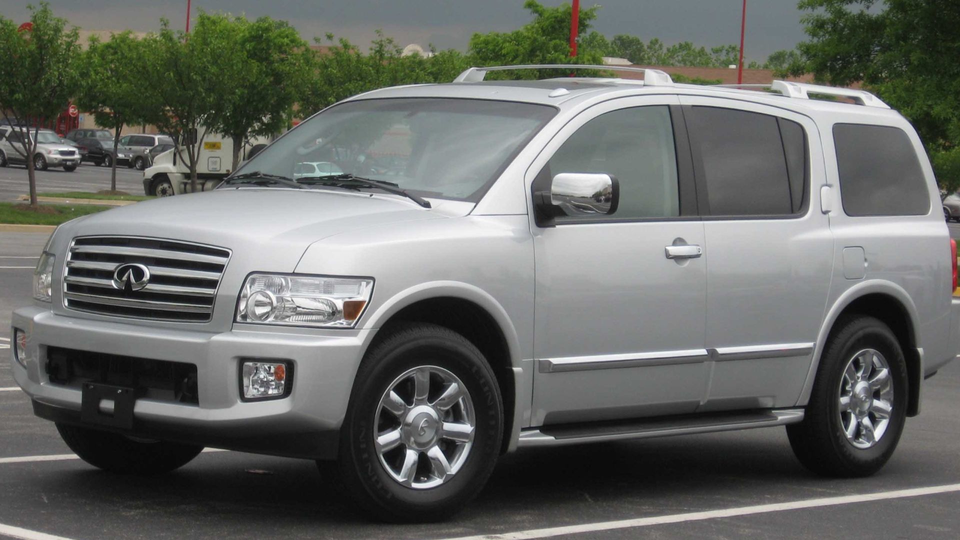 2005-2007 Infiniti QX56 photographed in Largo, Maryland, USA.