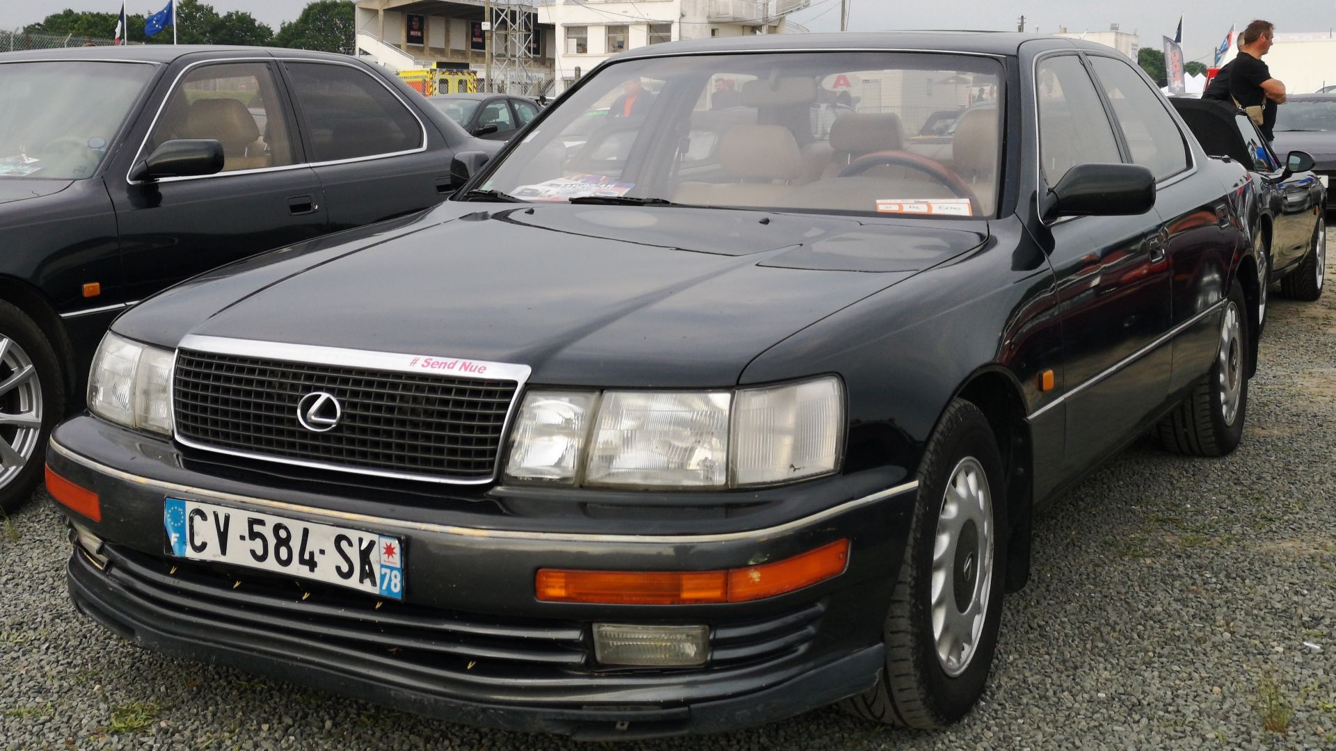 1992 Lexus LS 400 (V8 4.0 245 hp) at Montlhery