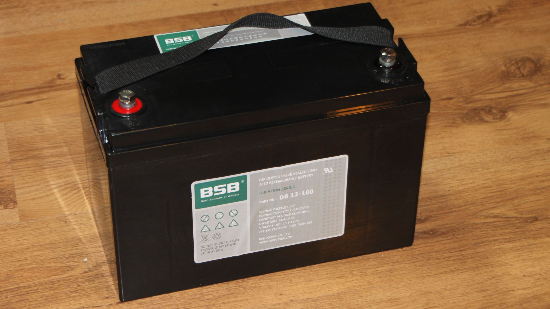 AGM battery DB12-100, 12 Volt, 100 Ah, 30 kg