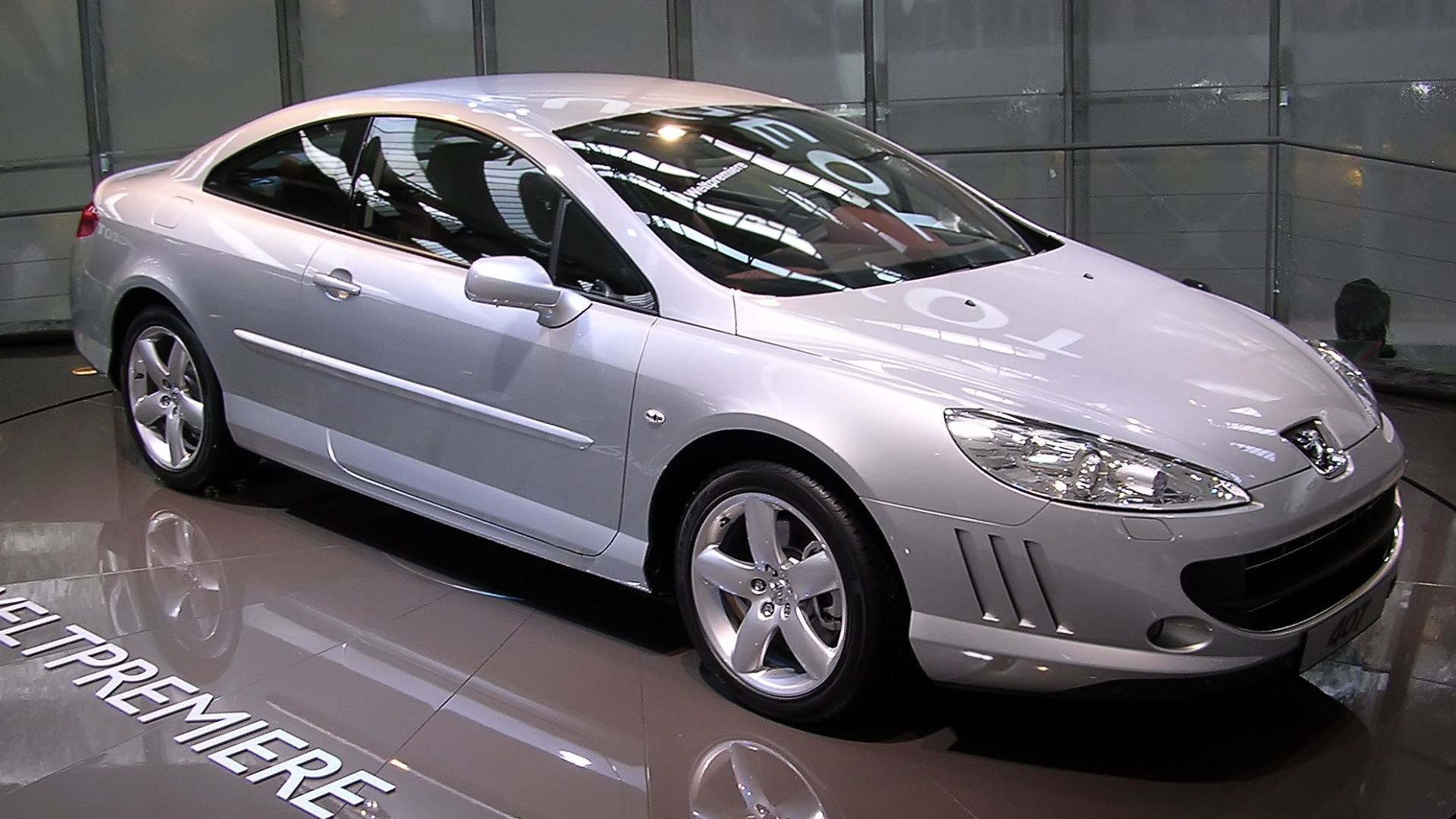 Peugeot 407 Coupé Weltpremiere auf der IAA 2005