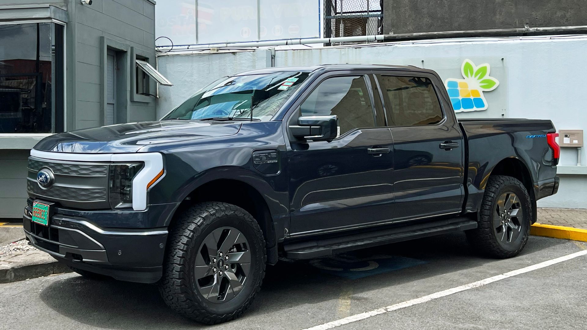 Ford F-150 Lightning in Costa Rica
