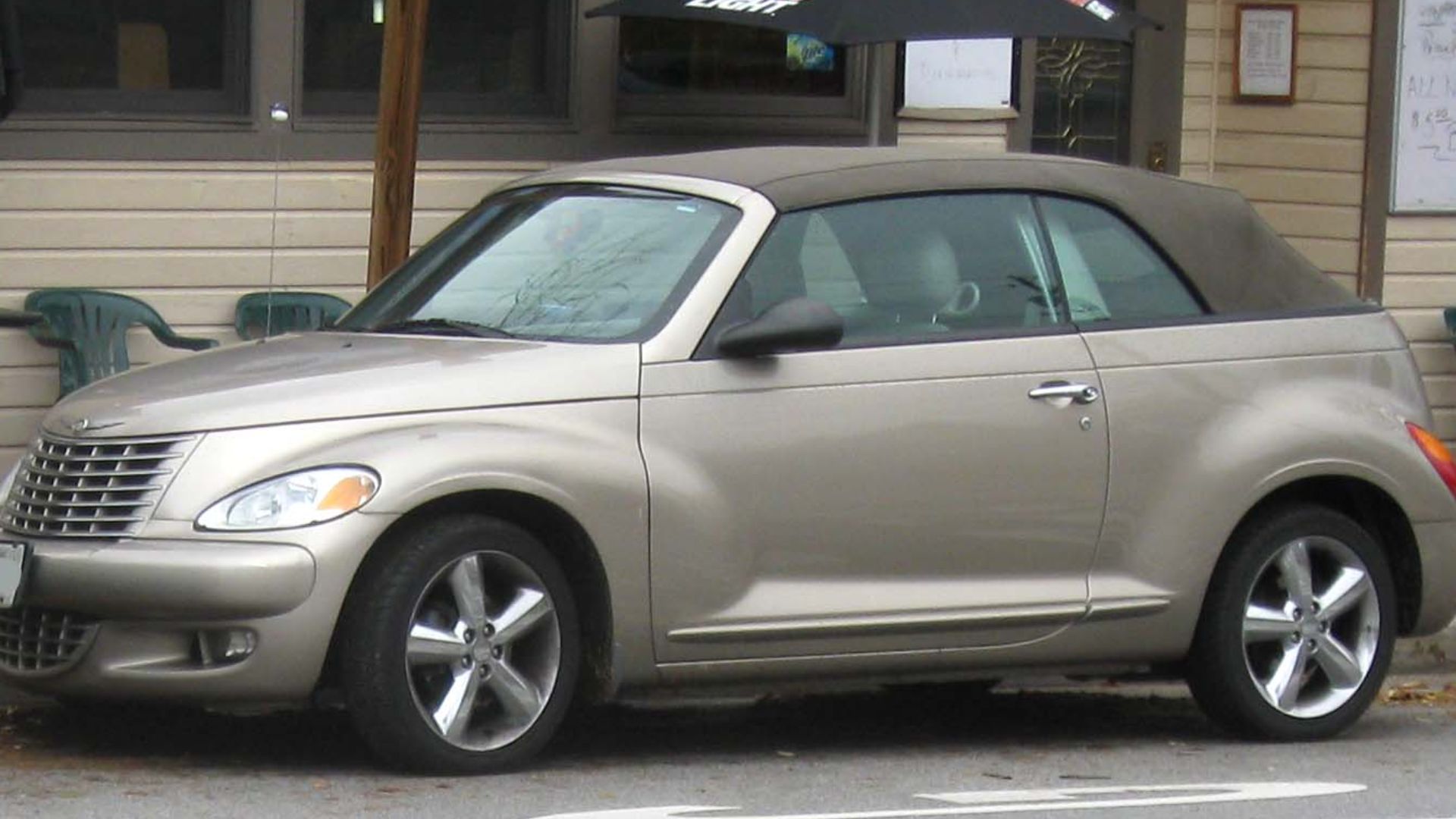 2005 Chrysler PT Cruiser GT photographed in Laurel, Maryland, USA.