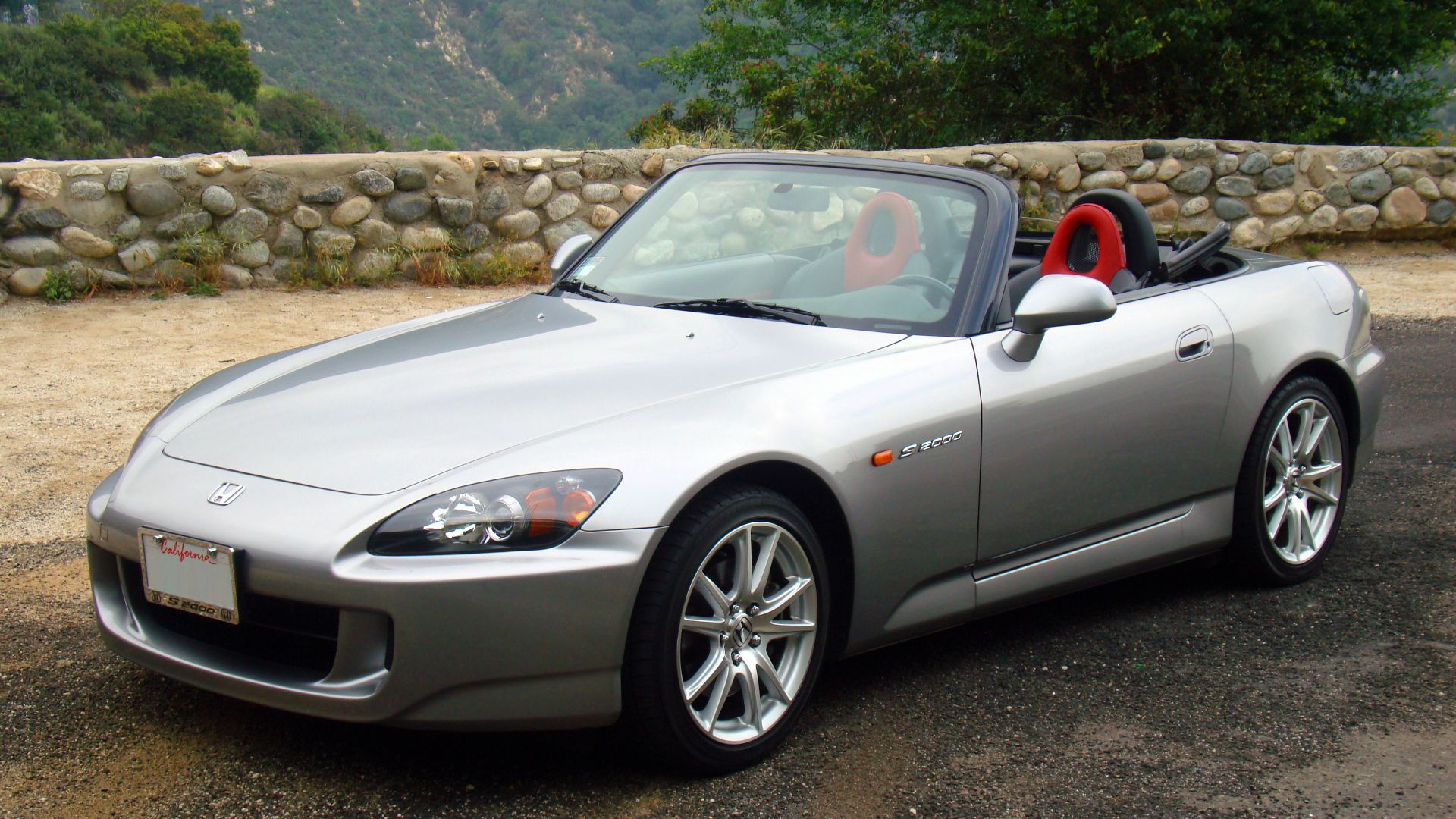 2005 Honda S2000. Camera used was a Sony Ericsson DSC-W200.