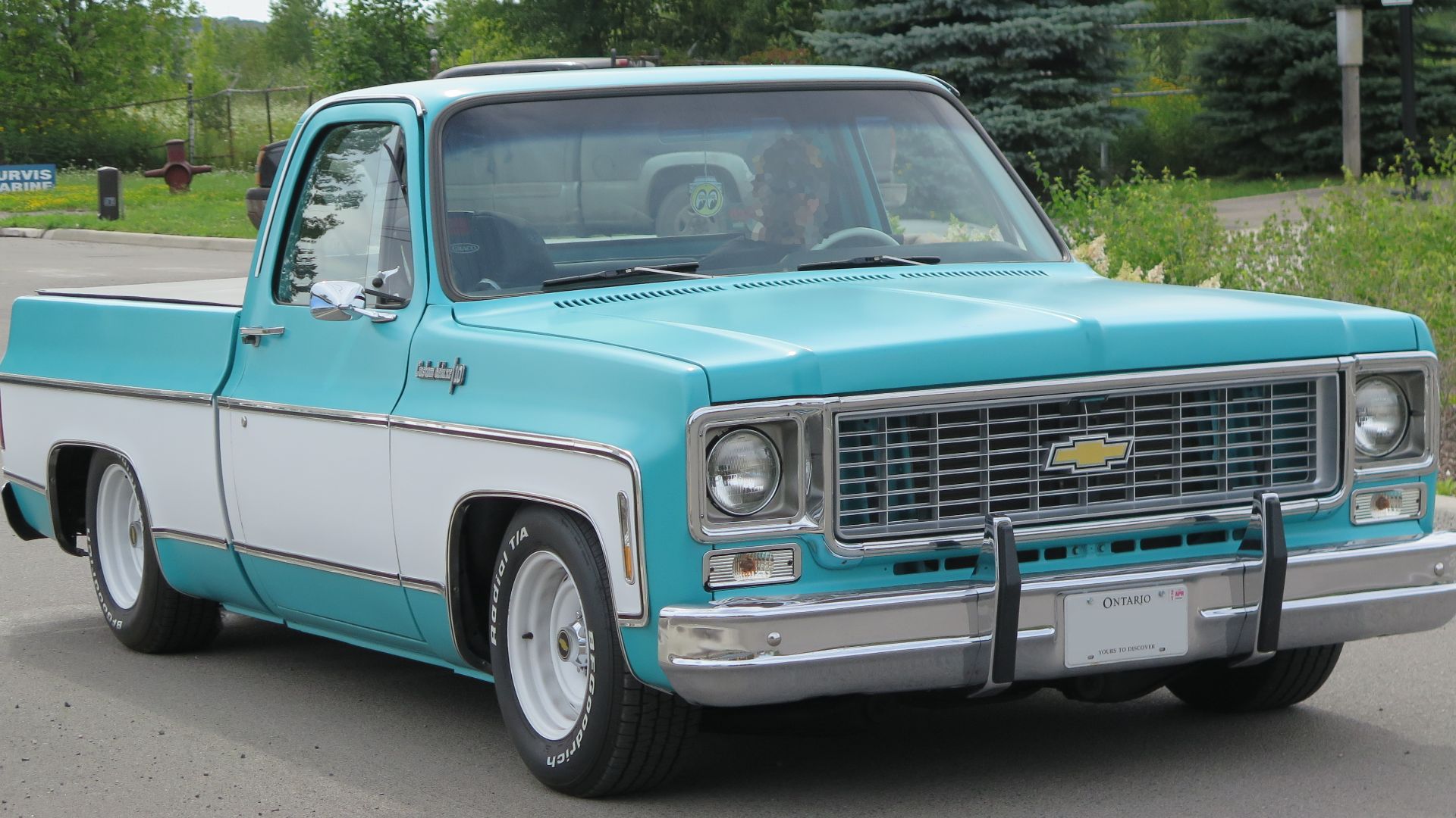 1973 Chevrolet C10 Custom Deluxe photographed in Sault Ste. Marie, Ontario, Canada.