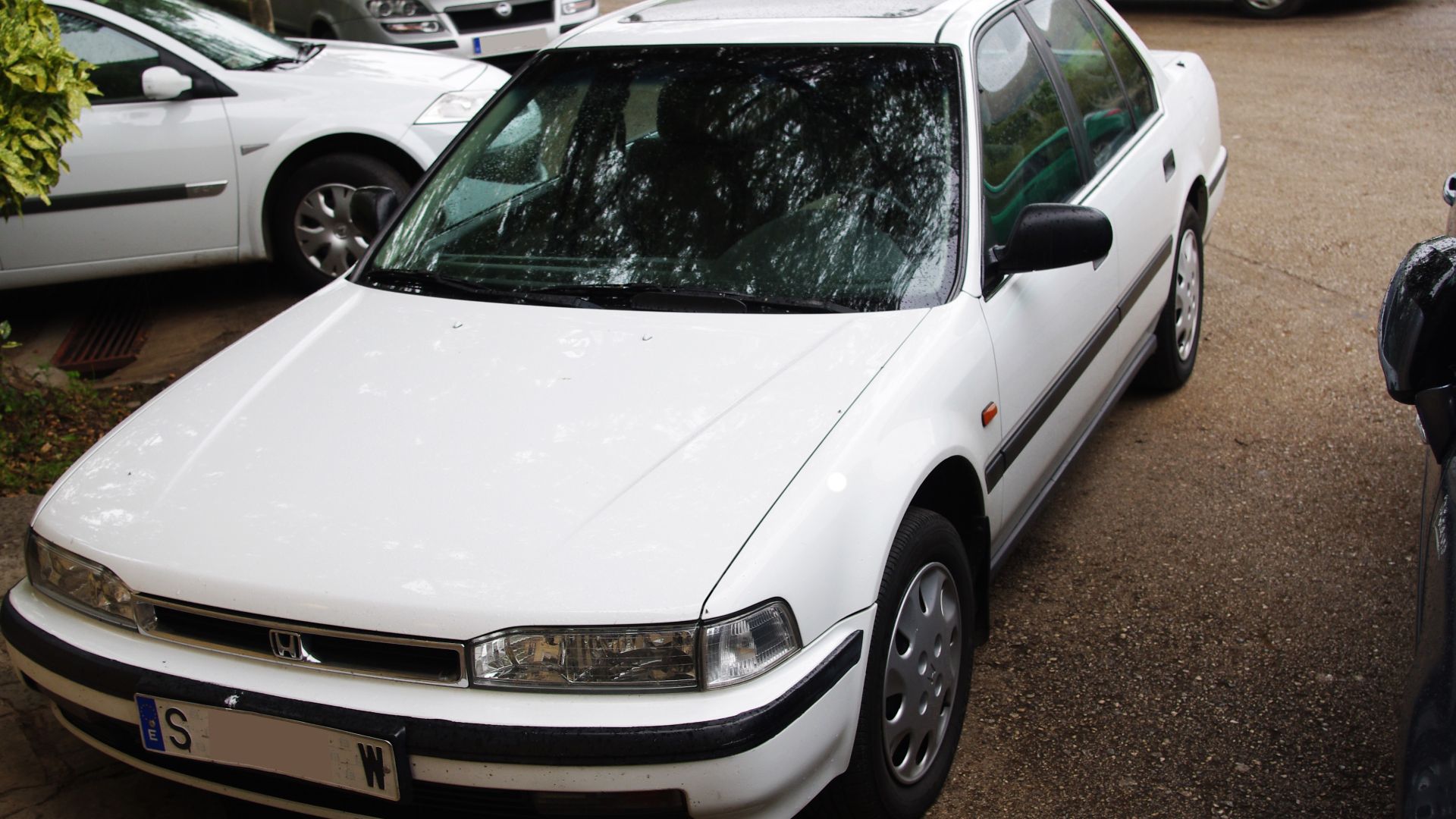 This Accord again. So nice, I've seen it several times around Santander but never outside of it. I want it so madly! how can it be so well cared for!

1990 plates from Santander (Cantabria).