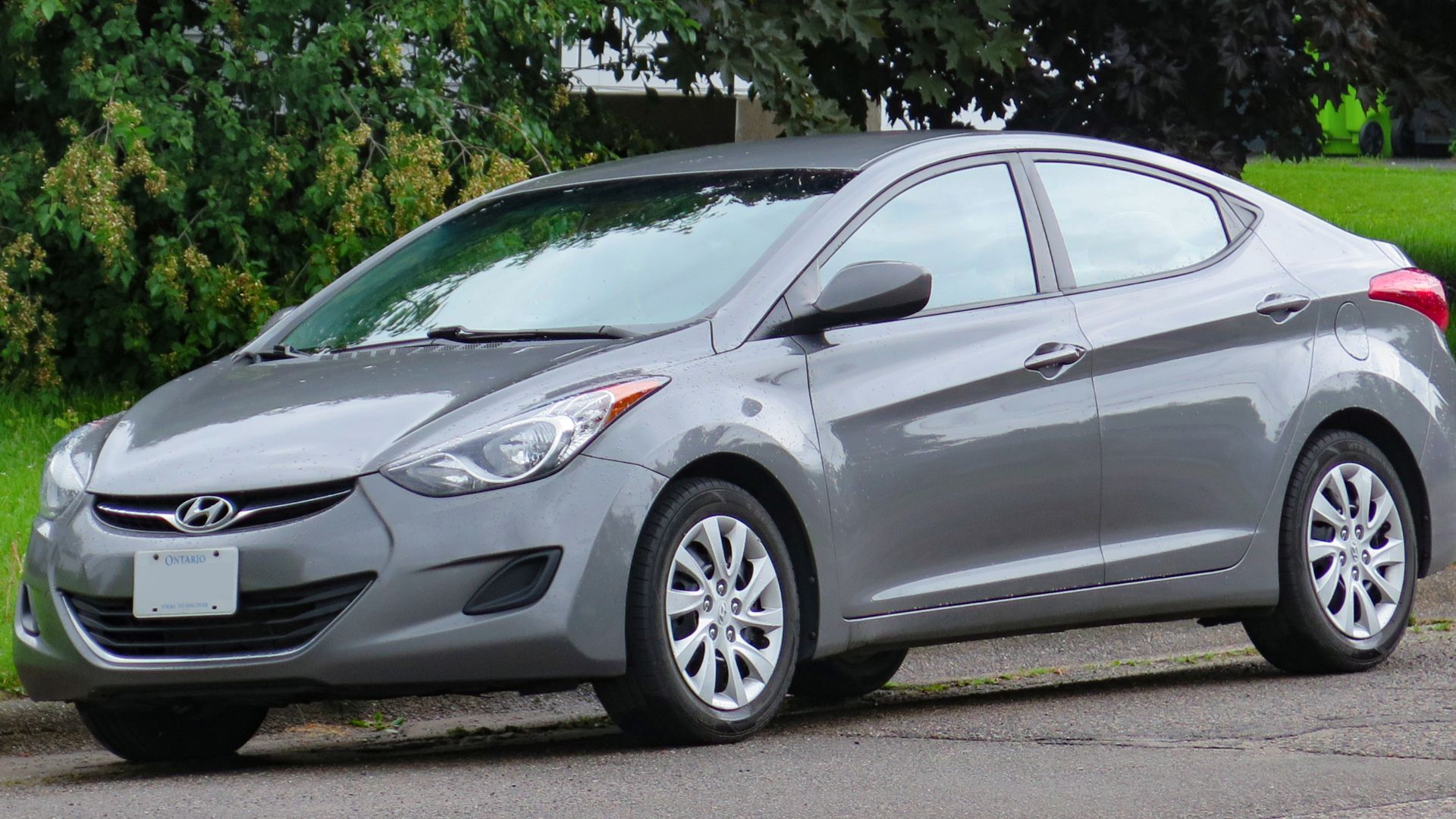 2013 Hyundai Elantra GL photographed in Sault Ste. Marie, Ontario, Canada.
