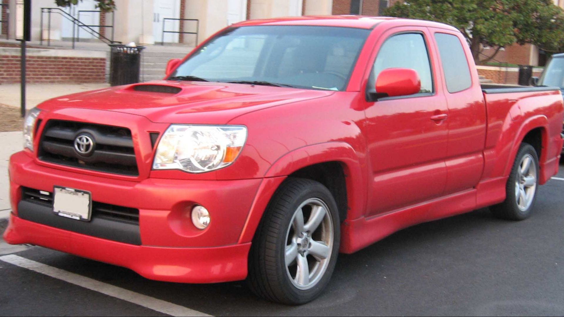 2005-2007 Toyota Tacoma photographed in USA.