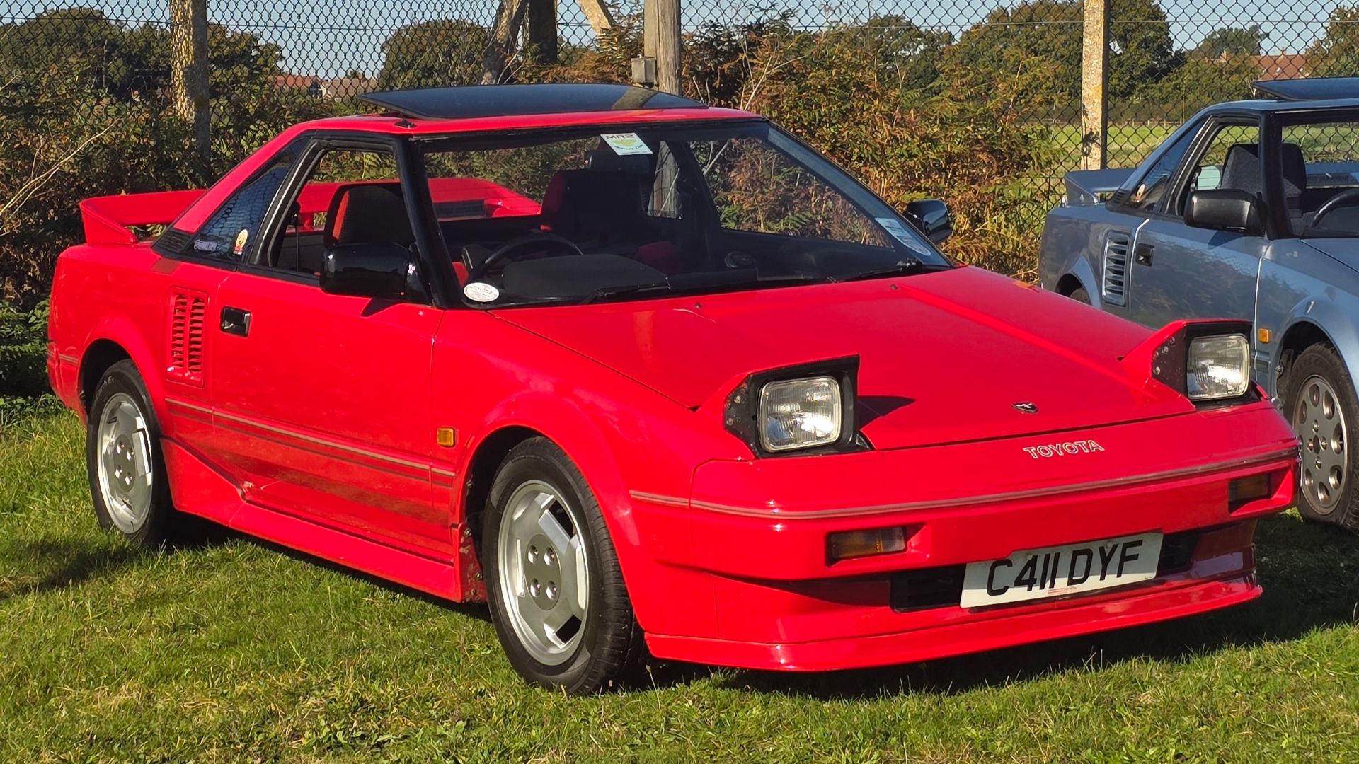 Toyota MR2