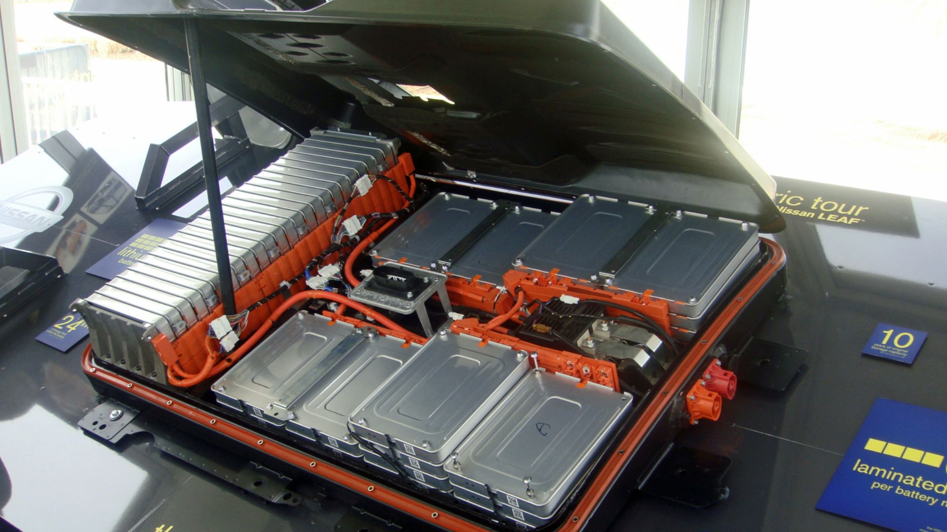Nissan Leaf battery pack, Leaf Drive ElectricTour Washington DC