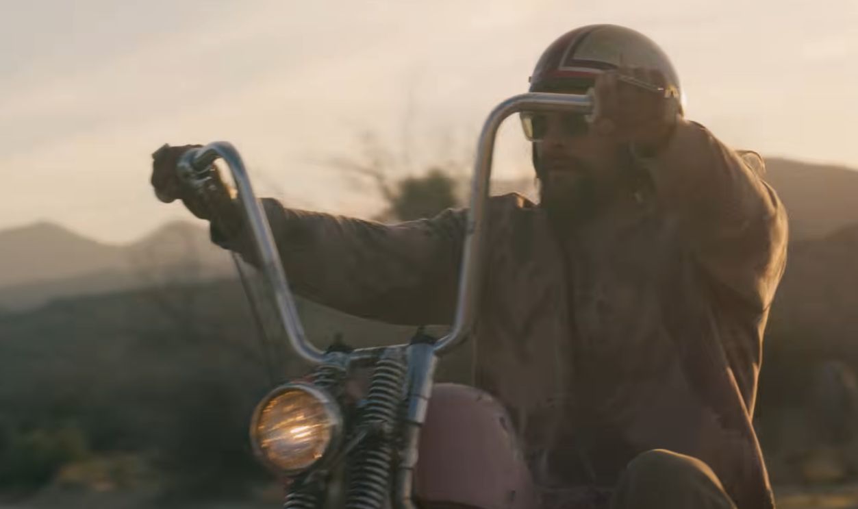 Screenshot from On the Roam (2024–)