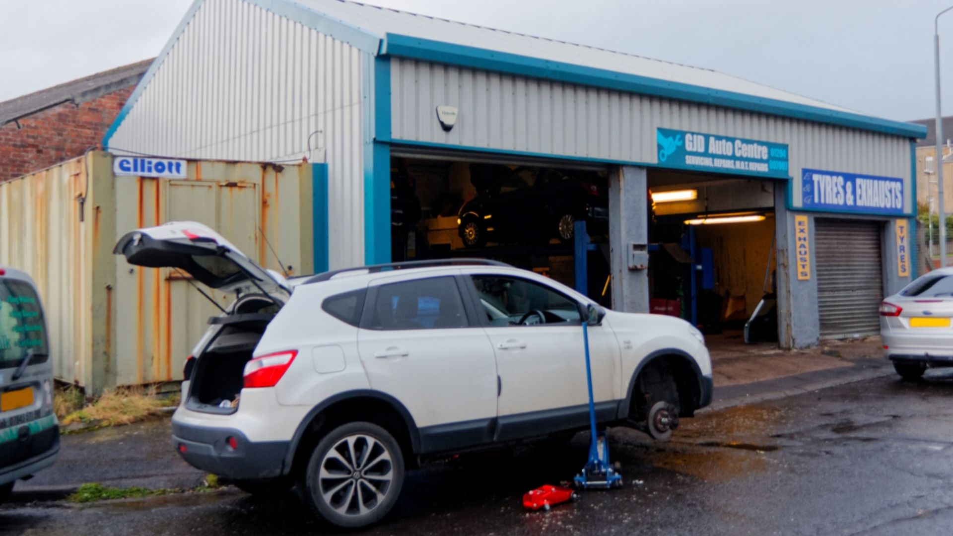 GJD Auto Centre - Saltcoats