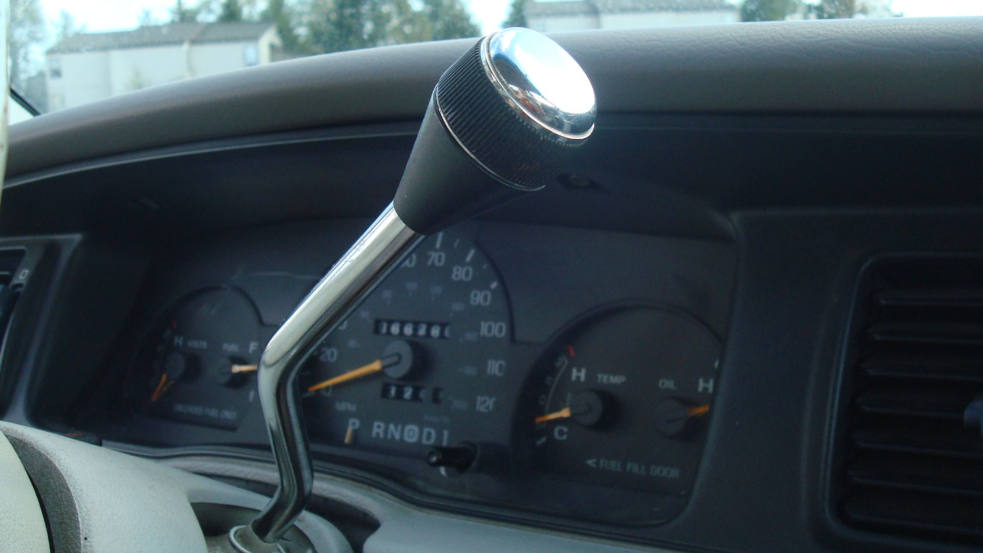 Colunm shift lever in a 1992 Ford Crown Victoria