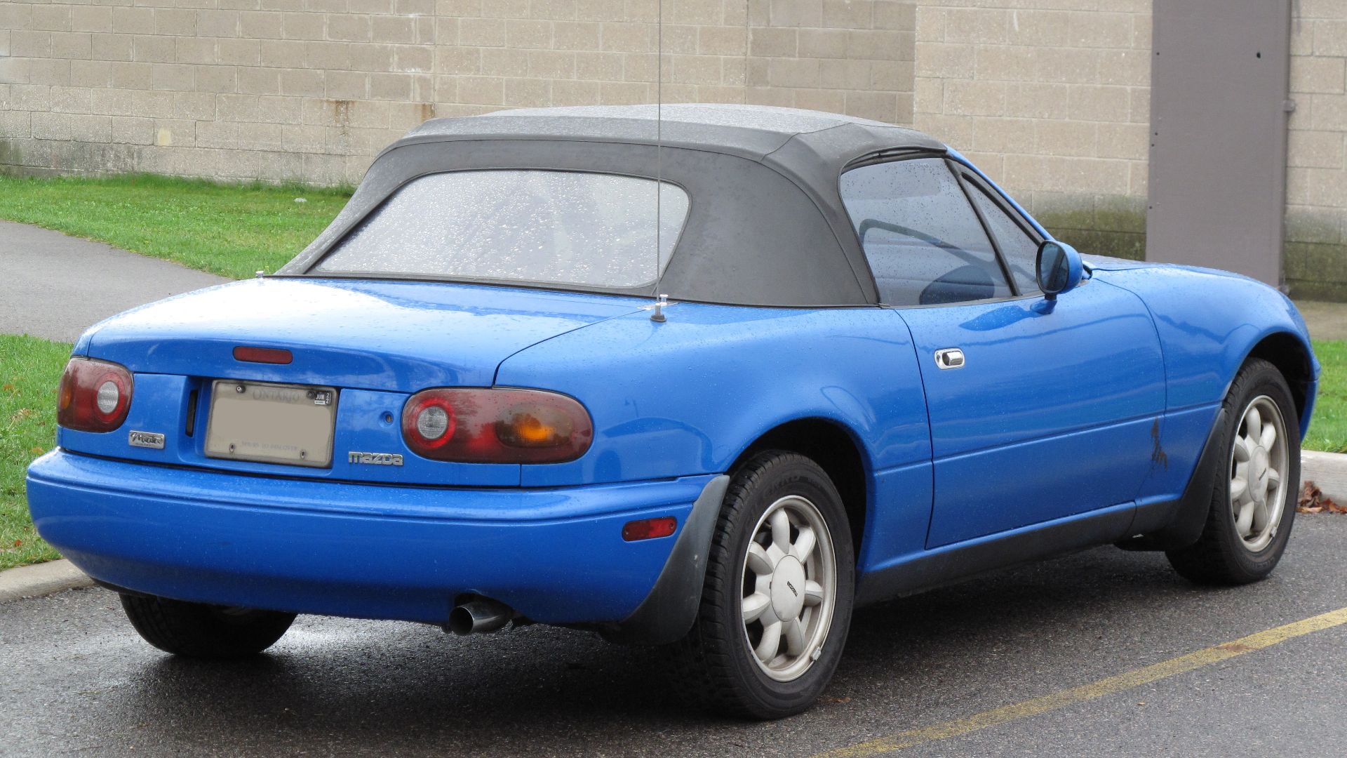 1990 Mazda MX-5 Miata photographed in Sault Ste. Marie, Ontario, Canada