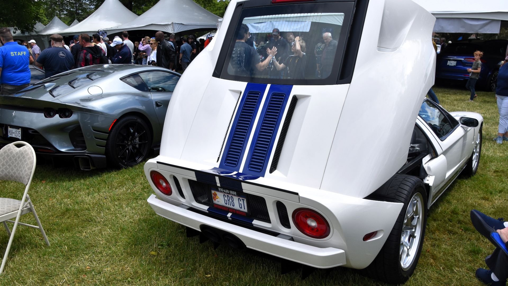 Production: 2004 - 2006 (4.038 produced)
Engine: 5,4 litre kompressor V8 (petrol)
Power: 558 PS
Gearbox: 6 speed manual

Layout: rear mid engine, rear drive