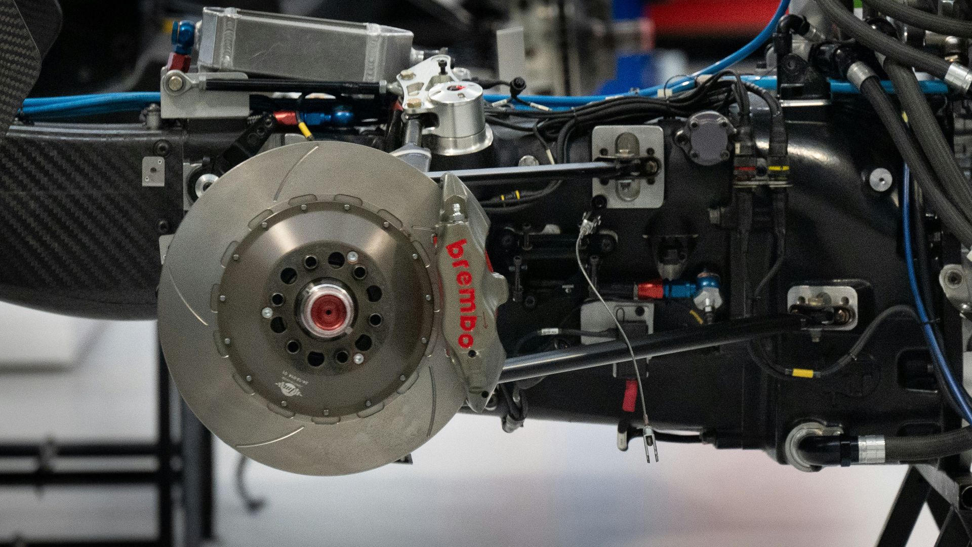 a close up of a car engine on a tripod