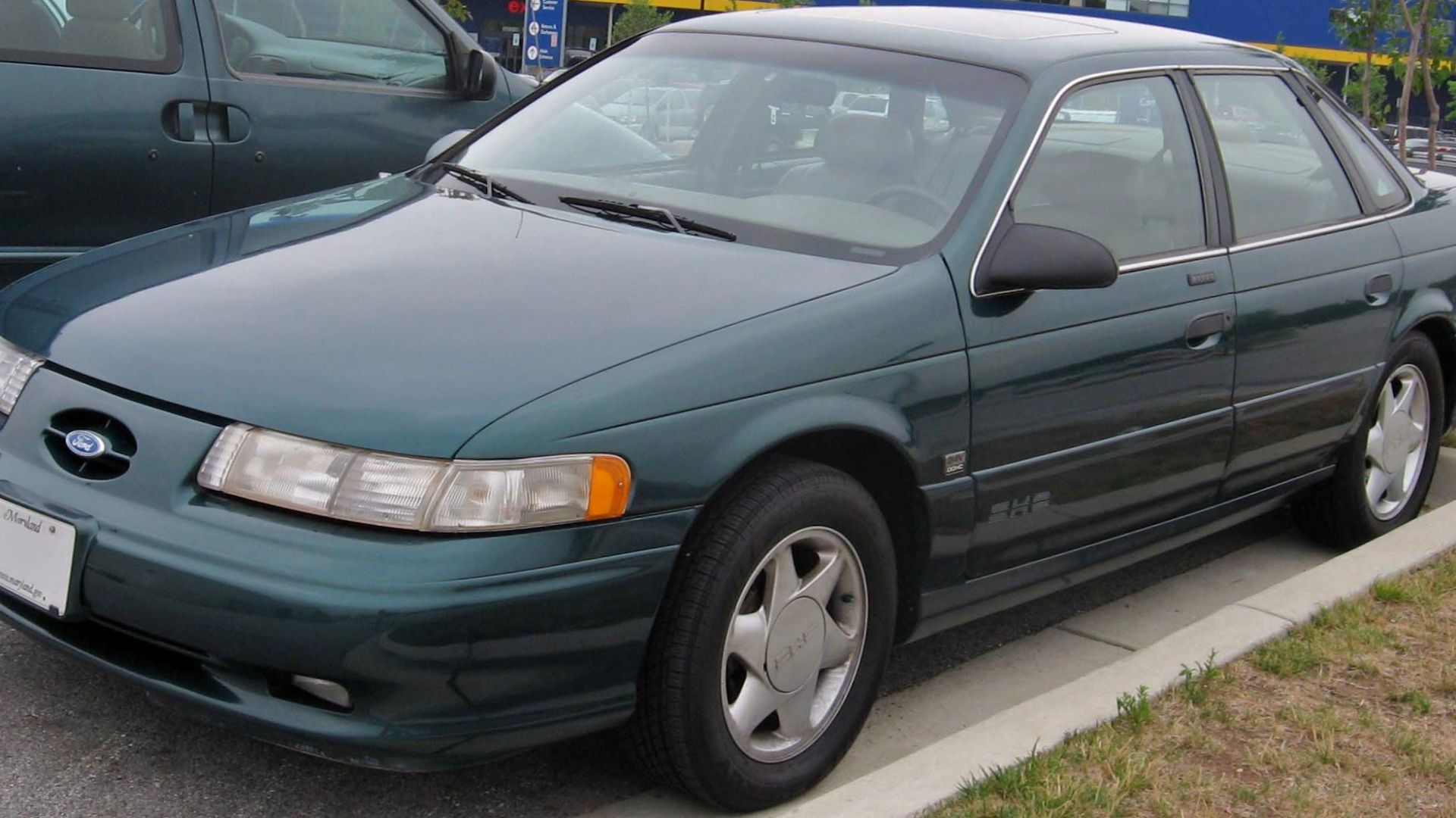 1992 Ford Taurus SHO photographed in USA.