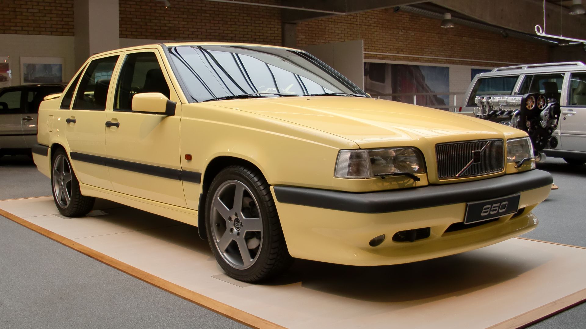 Volvo 850 T5-R at the Volvo Museum.