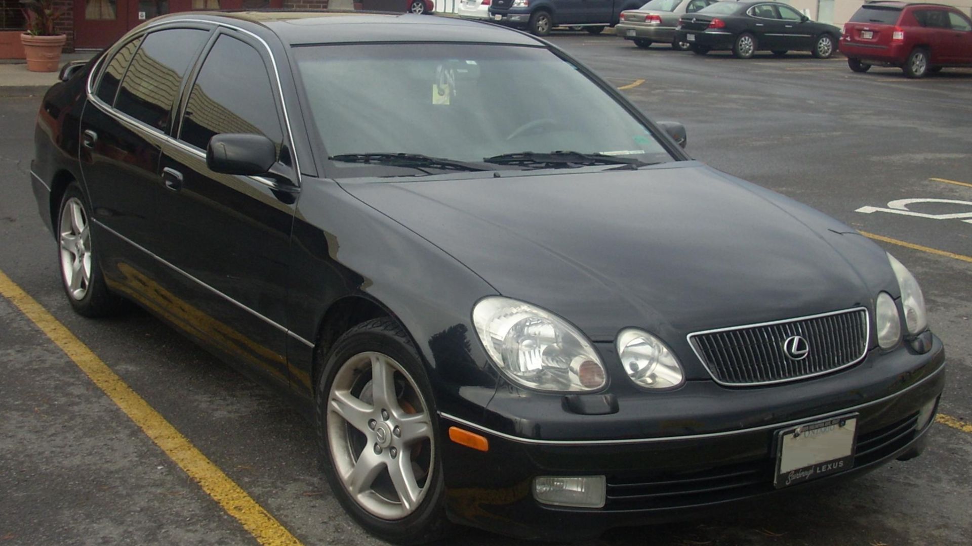 1998-2000 Lexus GS 400 photographed in Vaudreuil-Dorion, Quebec, Canada.