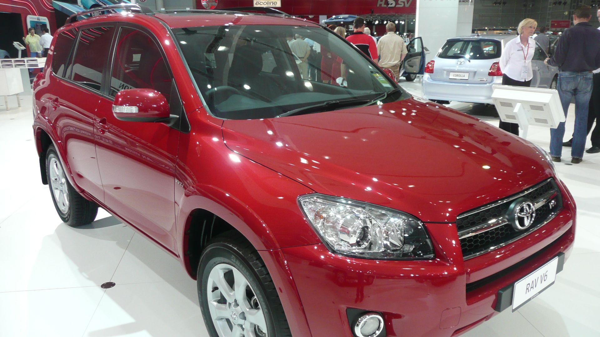 2008 Toyota RAV4 (GSA33R MY09) ZR6 wagon. Photographed at the 2008 Australian International Motor Show, Sydney, New South Wales, Australia.