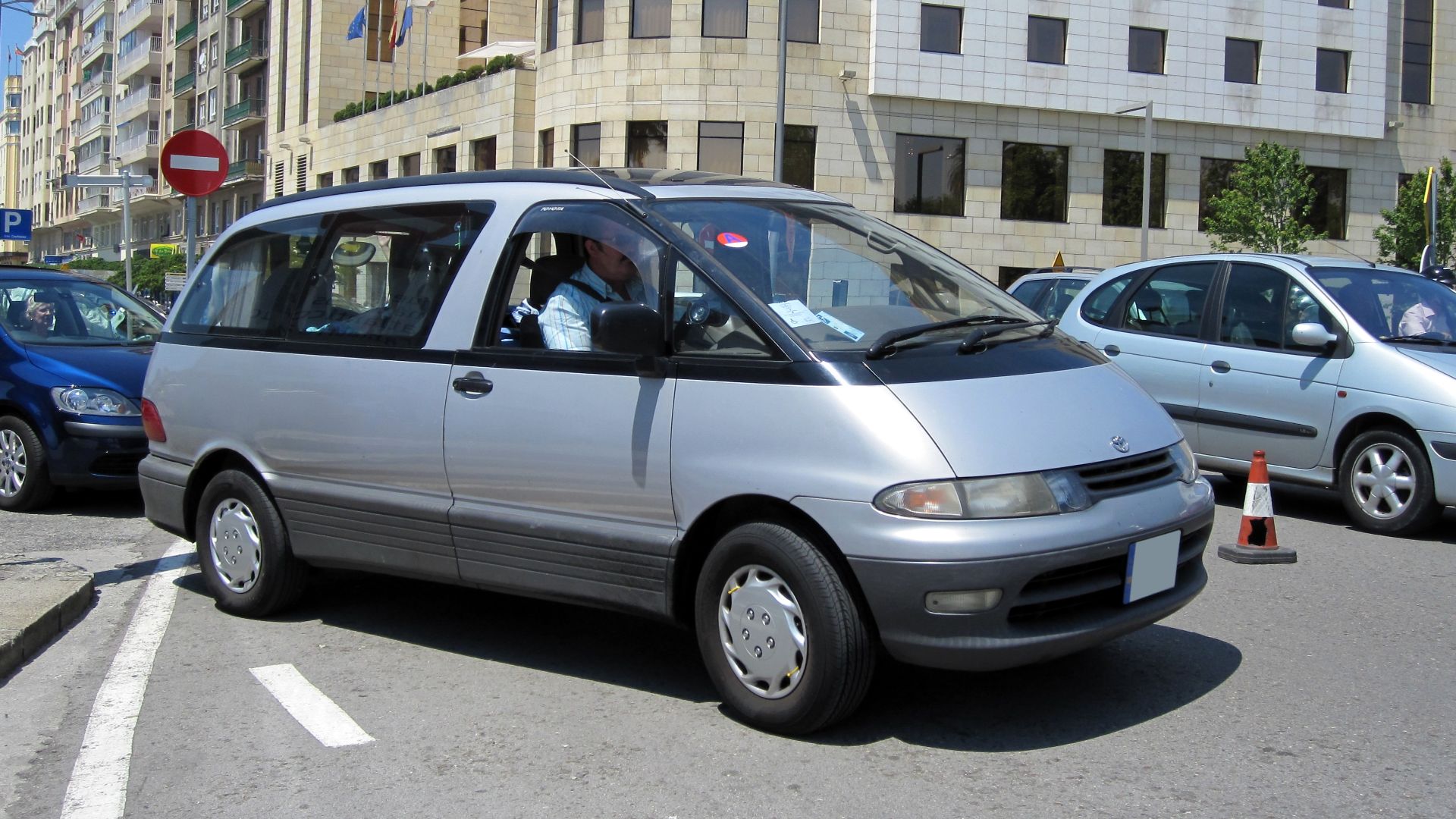 Date of Liability01 05 2011
Date of First Registration23 02 2004
Year of Manufacture1992
Cylinder Capacity (cc)2180CC
Fuel TypeHeavy Oil
Vehicle StatusLicence Not Due

Vehicle ColourSILVER