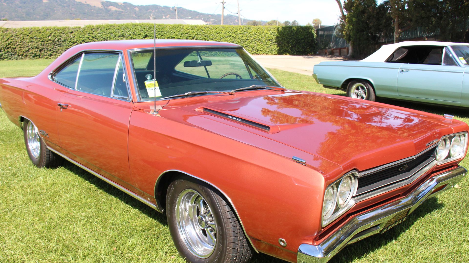 From 1965 the B body Plymouths (same platform as the Dodge Coronet and Charger) were available in base model Belvedere and upmarket Satellite. Roadrunners were introduced in 1968, a high performance version of the Belvedere The Plymouth GTX was introduced