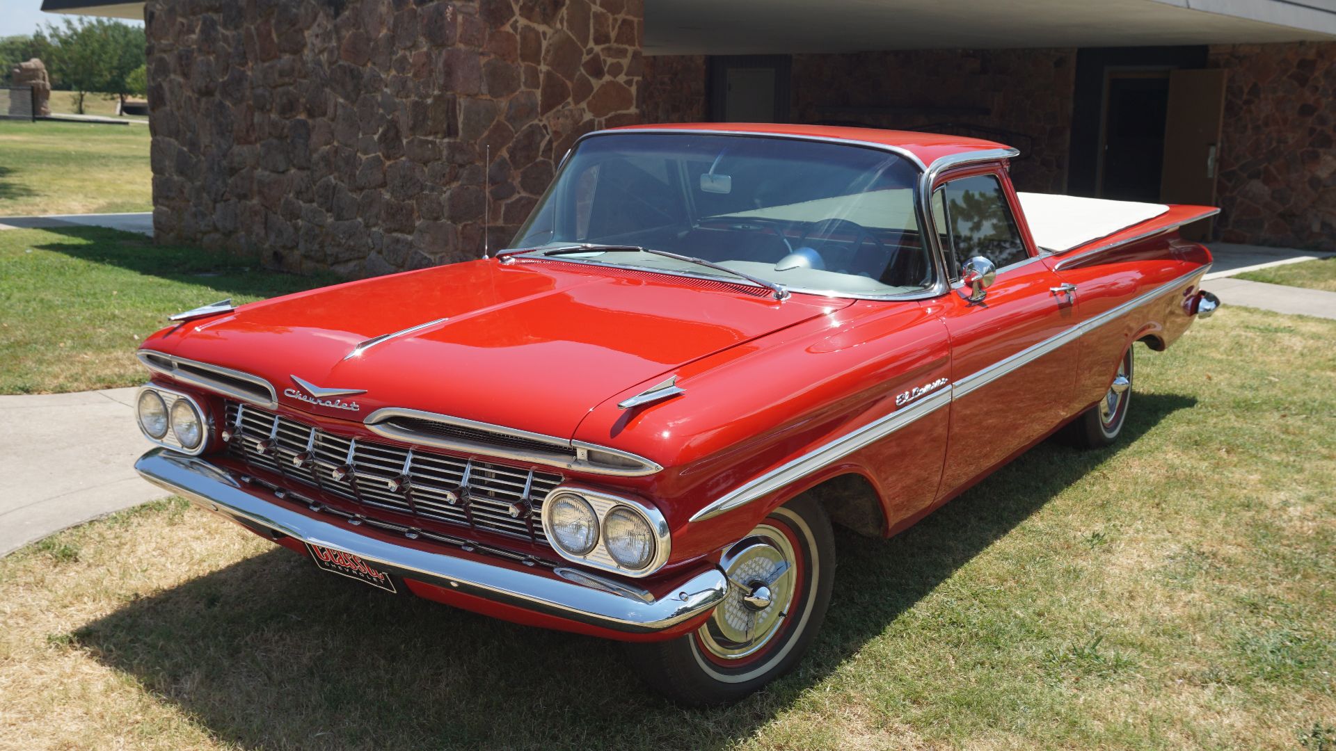 A 1959 Chevrolet El Camino at the 2019 Food & Shelter Car Show at Andrews Park in Norman, Oklahoma (United States).