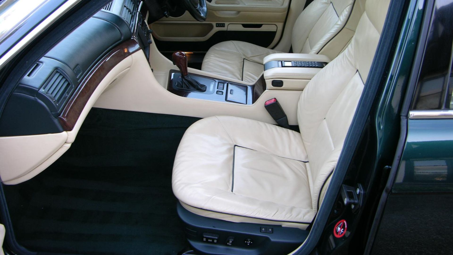 BMW 750iL Individual