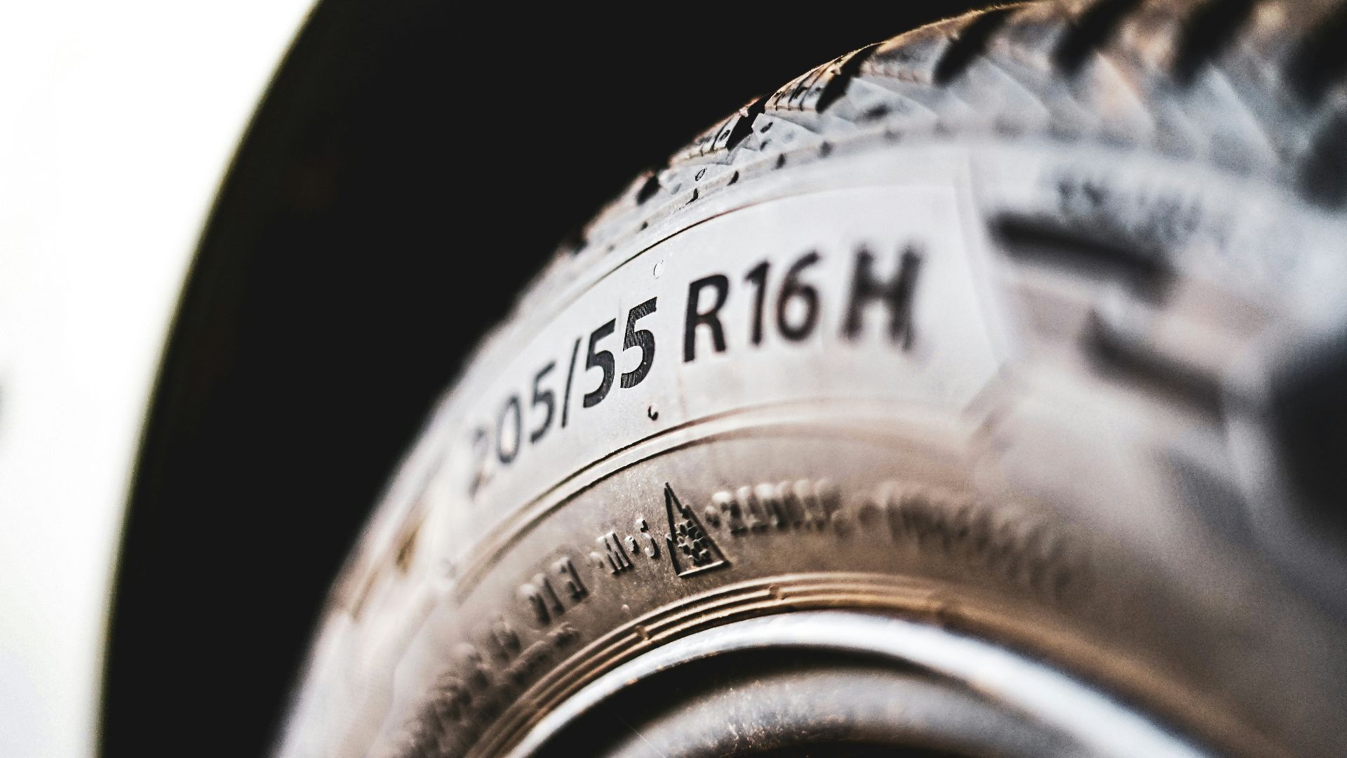 vehicle tire