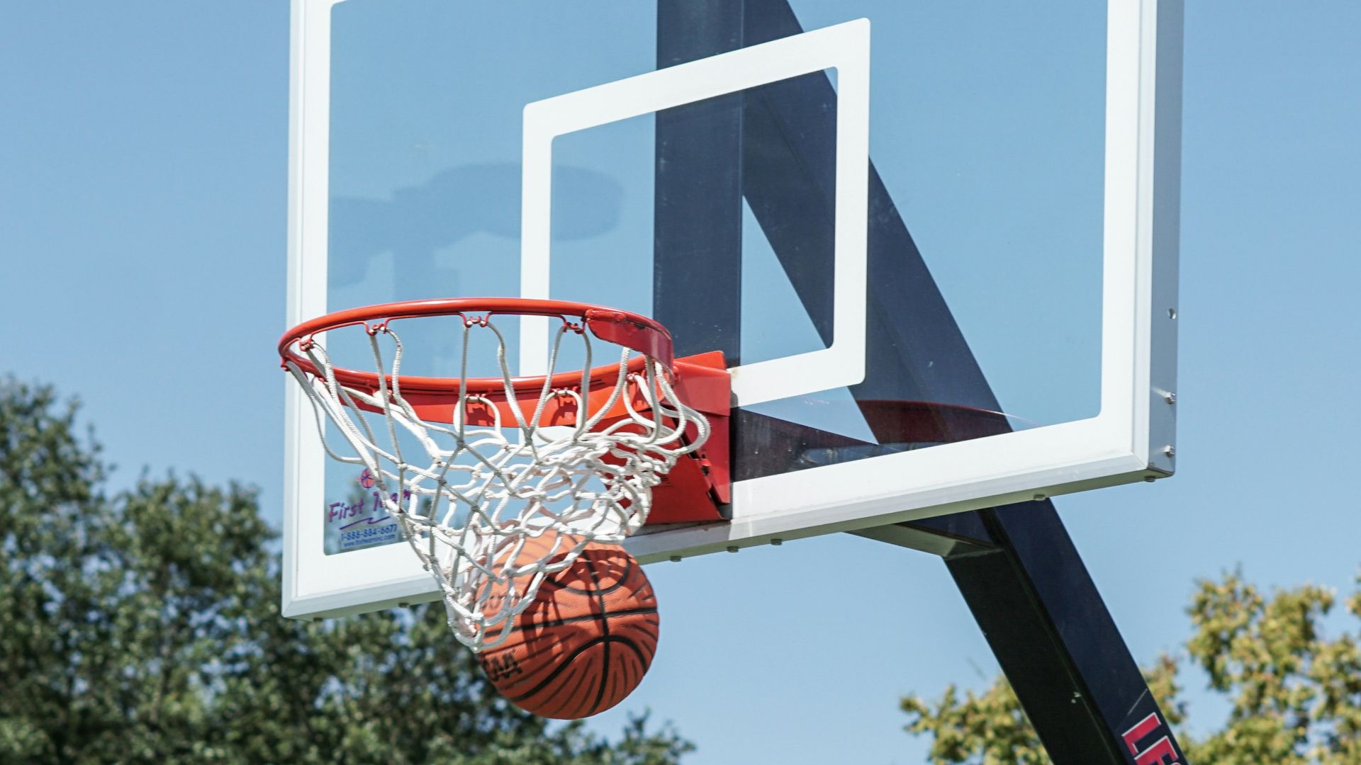 white and red basketball hoop