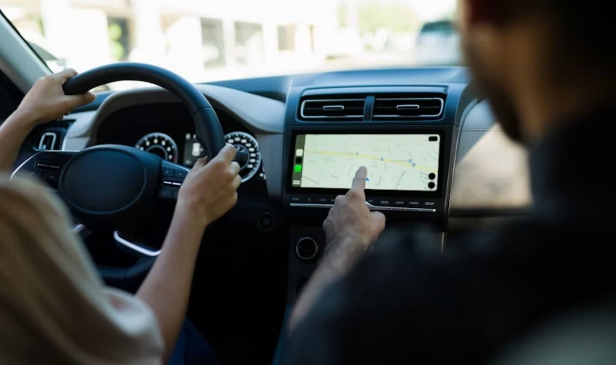 Big Screens Can Pull Eyes Off The Road