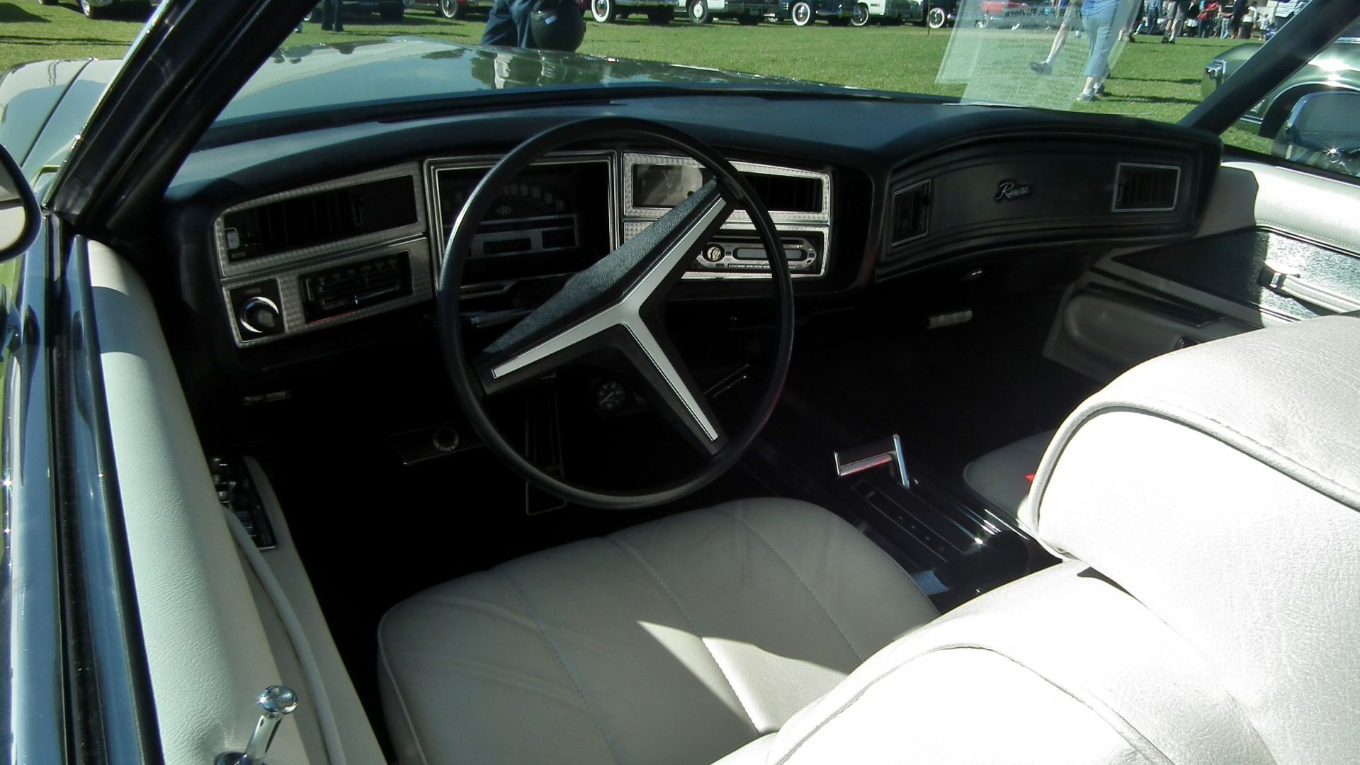 1971 Buick Riviera coupe interior. Taken at the 2013 General Motors Display Day, held in the grounds of Penrith Panthers Club, Penrith NSW.