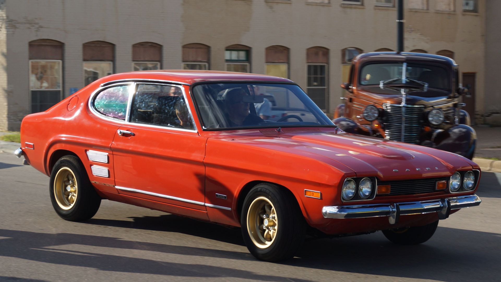 HISTORIC DOWNTOWN HASTINGS
CRUISE-IN & CLASSIC CAR SHOW
Hastings, Minnesota
Late September 2016


   <a href=