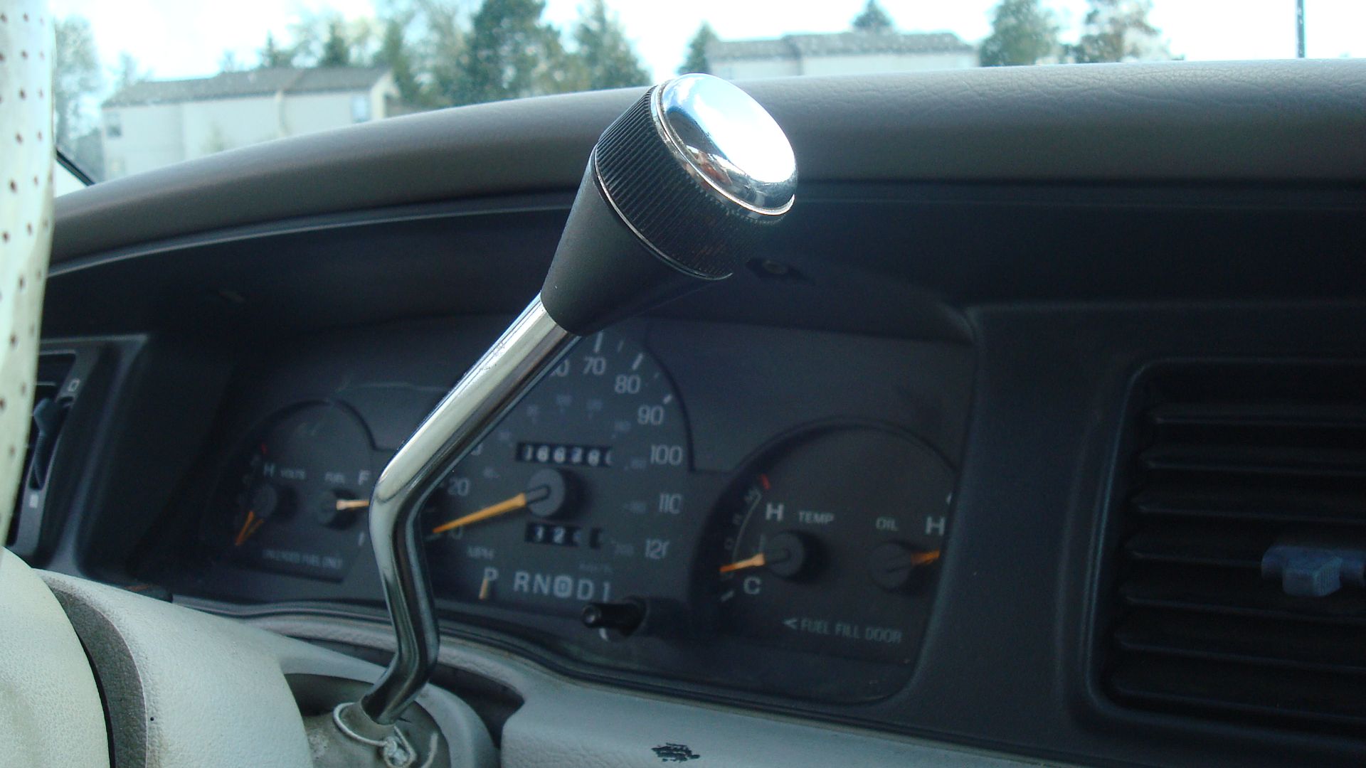Colunm shift lever in a 1992 Ford Crown Victoria