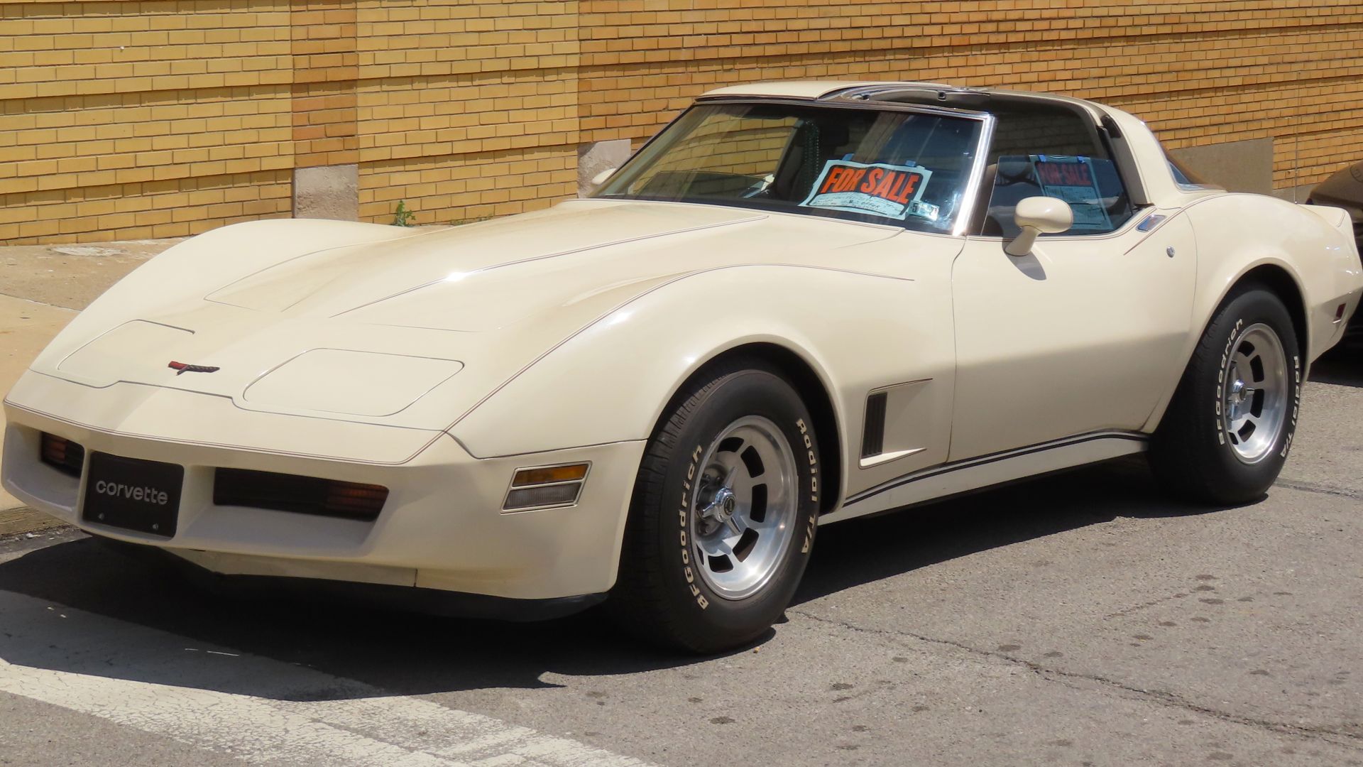1981 Chevrolet Corvette photographed at a car show in Beaver Falls, Pennsylvania. Finished in Beige.