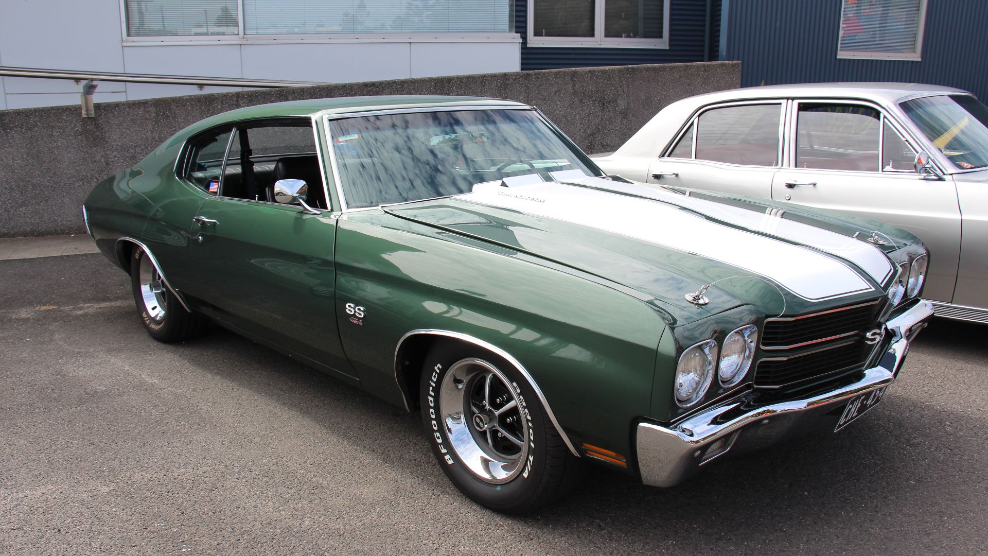 The 1970 Chevele was squared up at the front  and got a new interior. Available in Hardtop Coupe, Convertible, Sedan and Wagon,  the SS was now available with 350hp 396 or now 454 in 360hp LS5 or 450hp LS6 and again in Sports Coupe, Convertible or El Cami