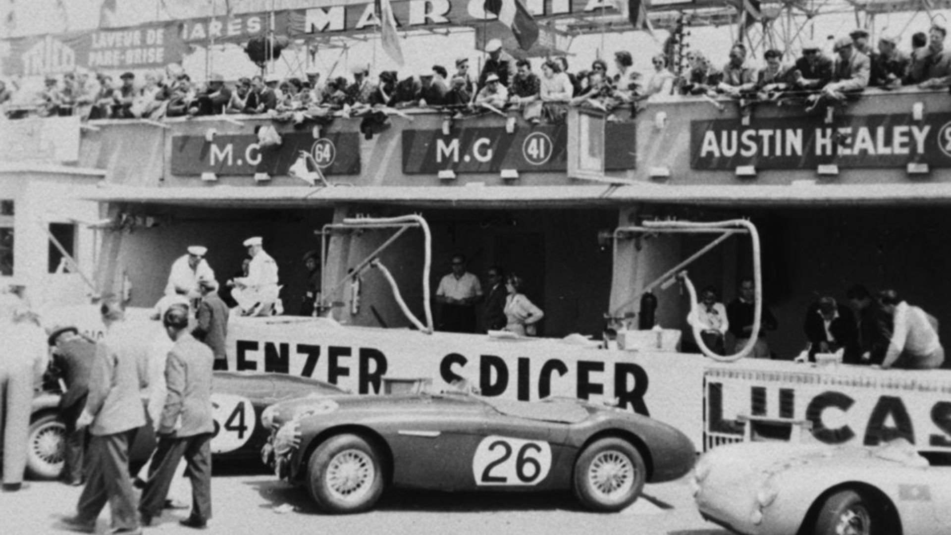 scene at Le Mans prior to the disaster