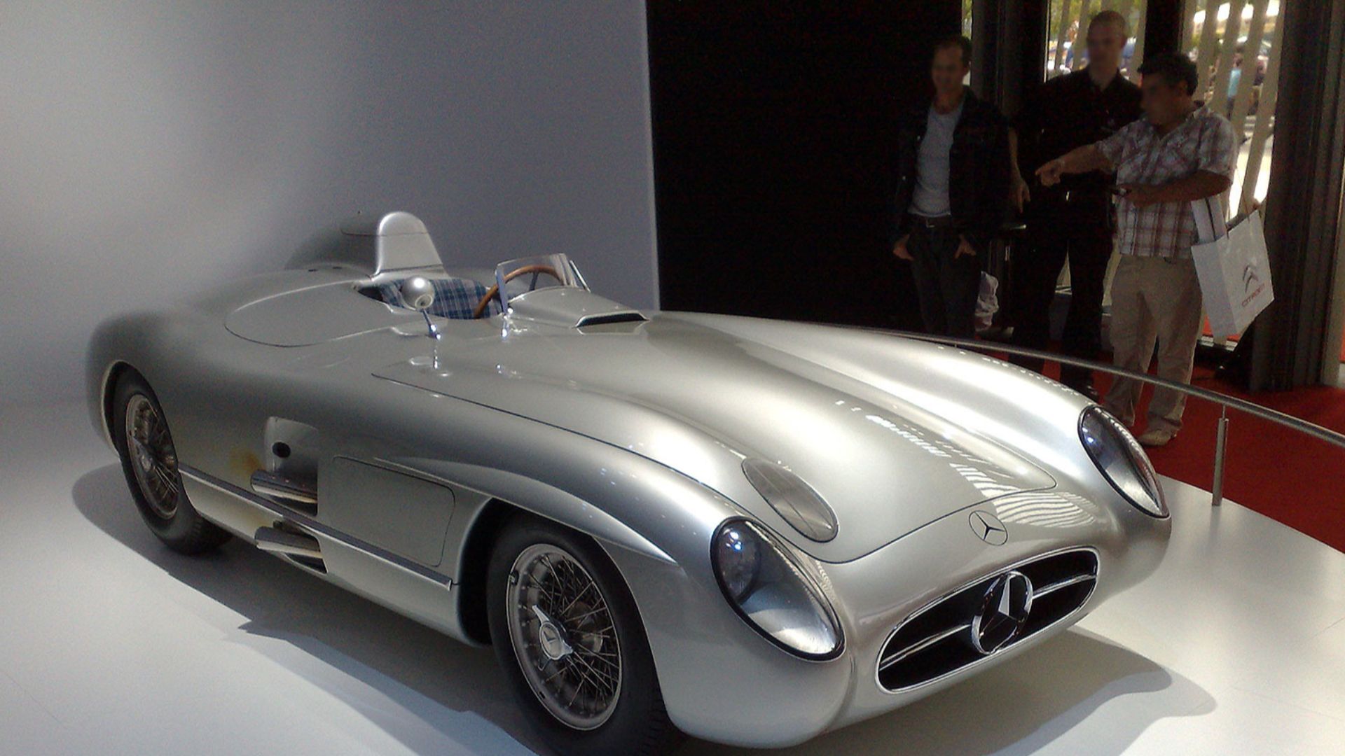 Mercedes-Benz 300 SLR auf der IAA 2009
