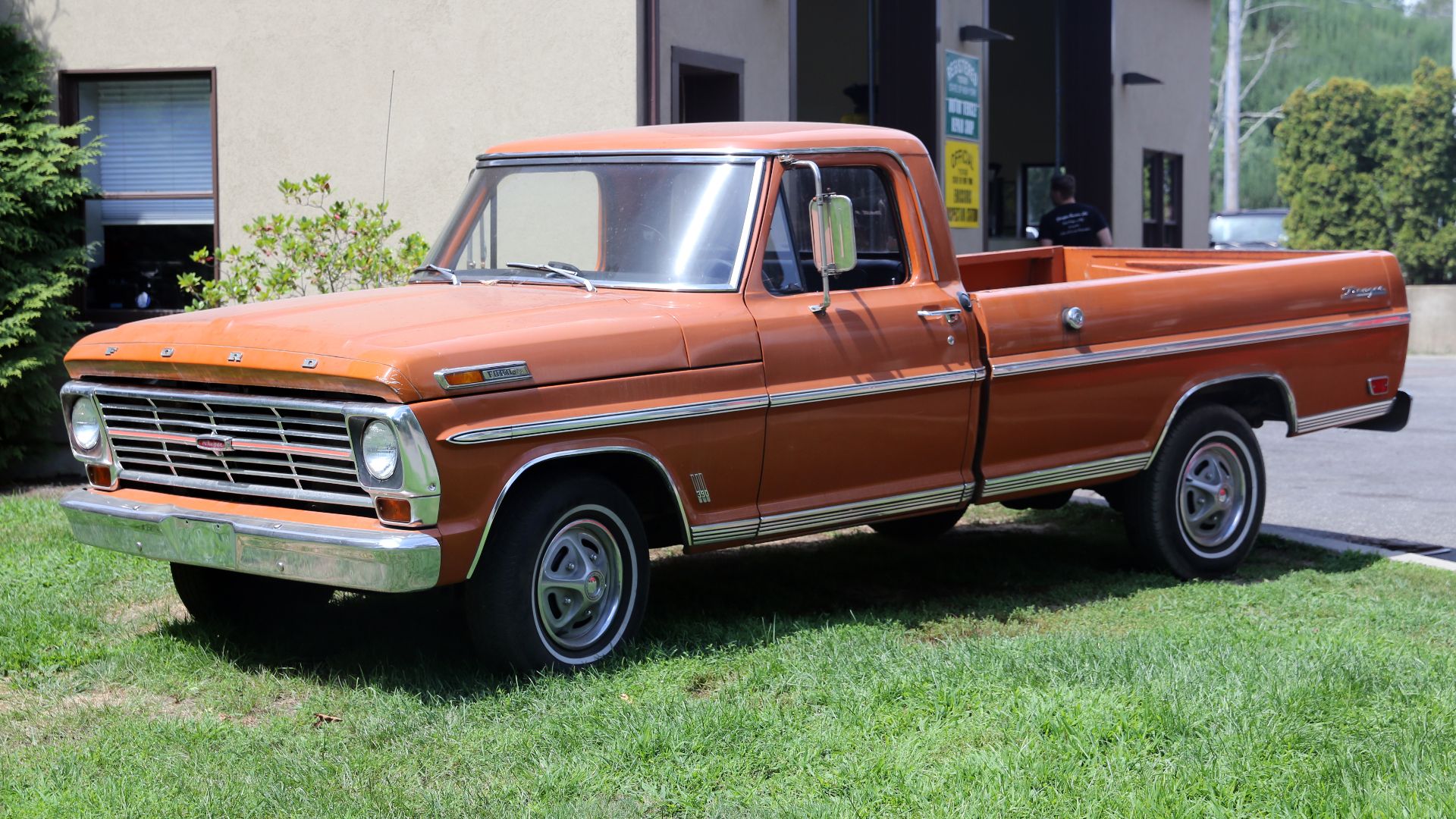 A 1969 Ford F-100 Ranger with the 390 ci V8 option.